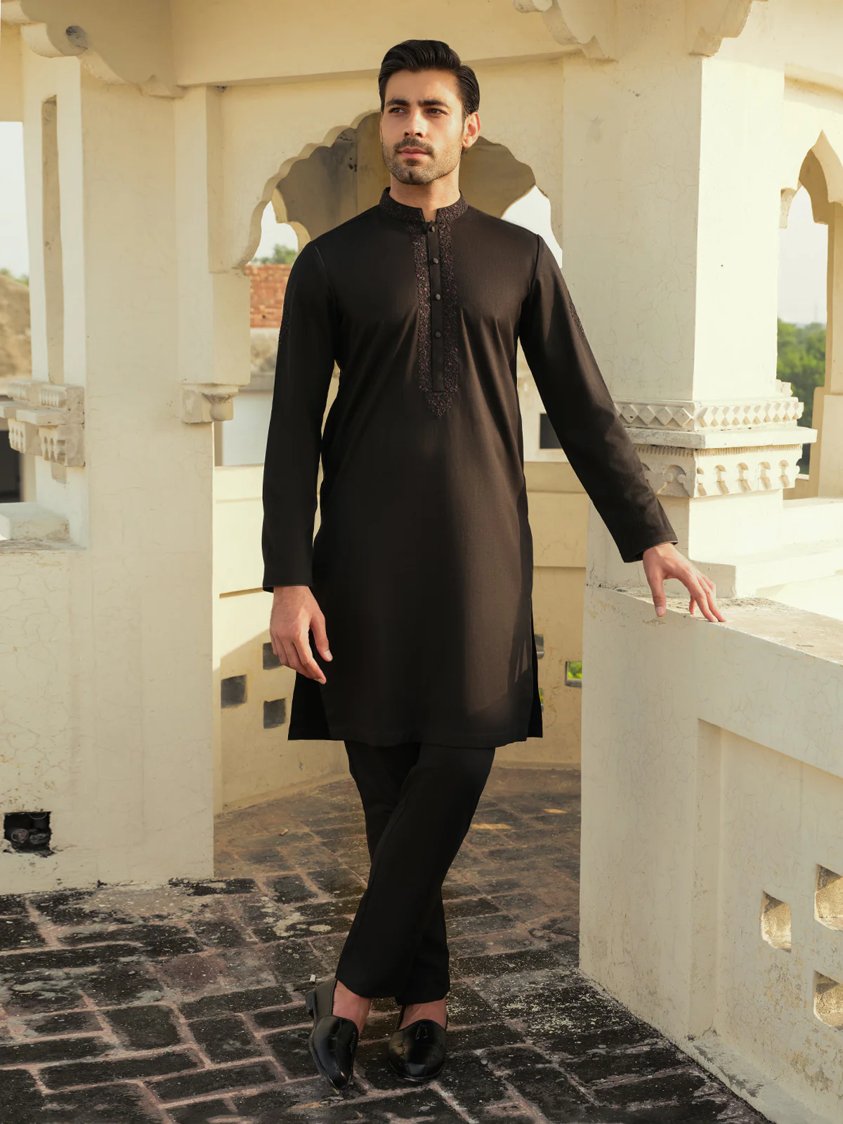 Embroidered Blended Kurta - EMTKC23-094