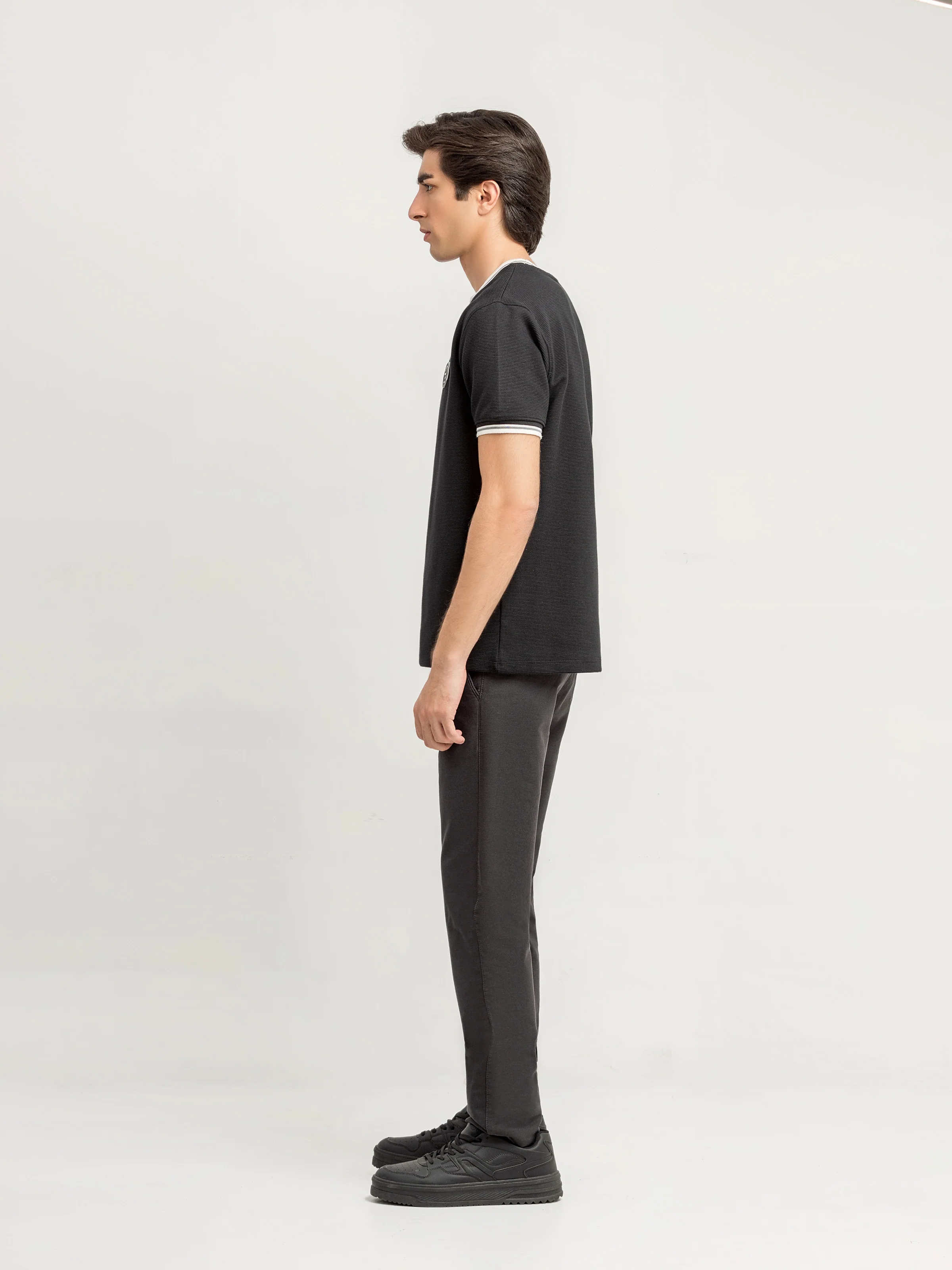 Crew Neck Classic Tee - EMTGT6-001 - Image 4