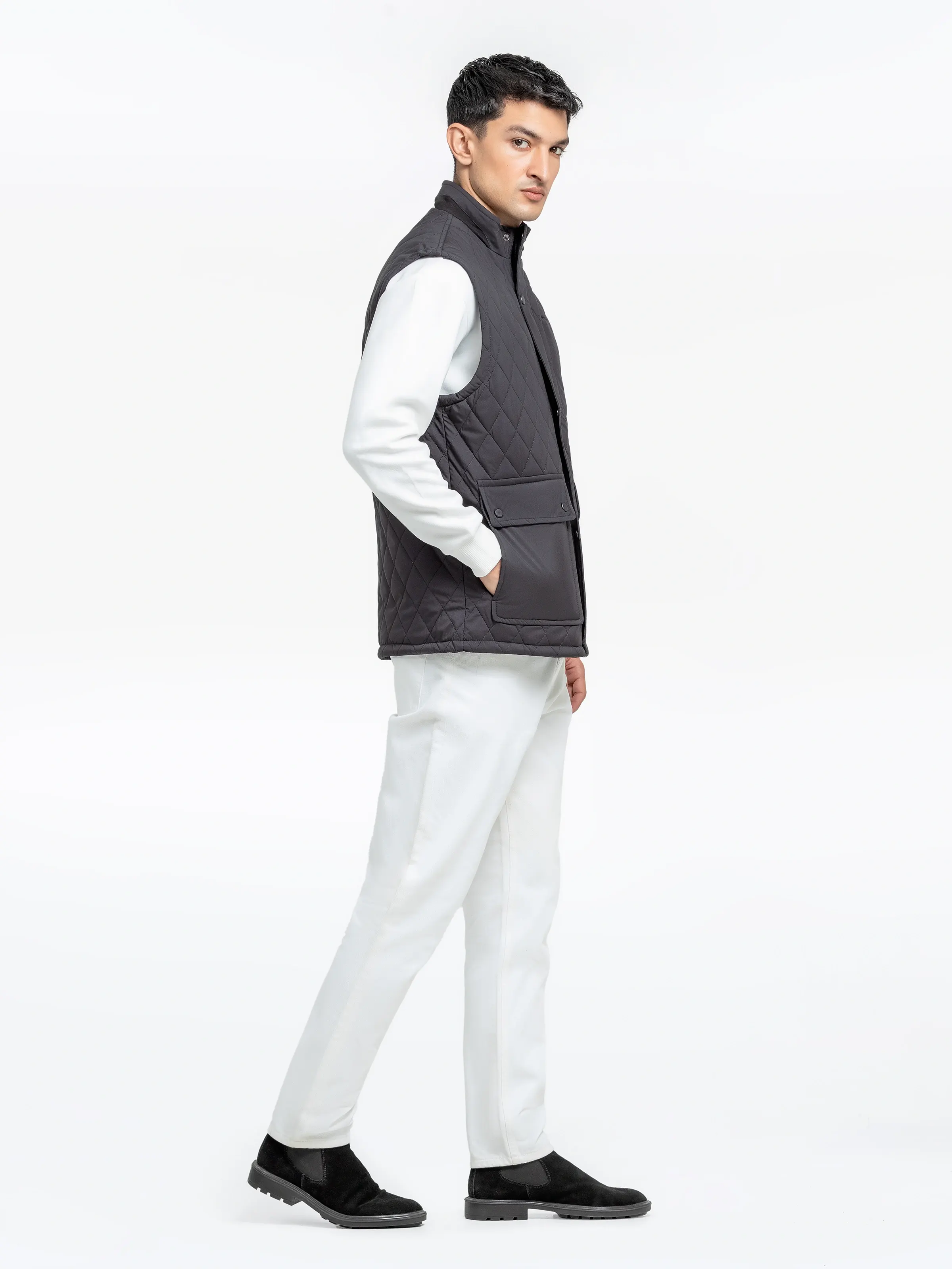 Sleeveless Quilted Jacket - EMTJP24-022 - Image 5