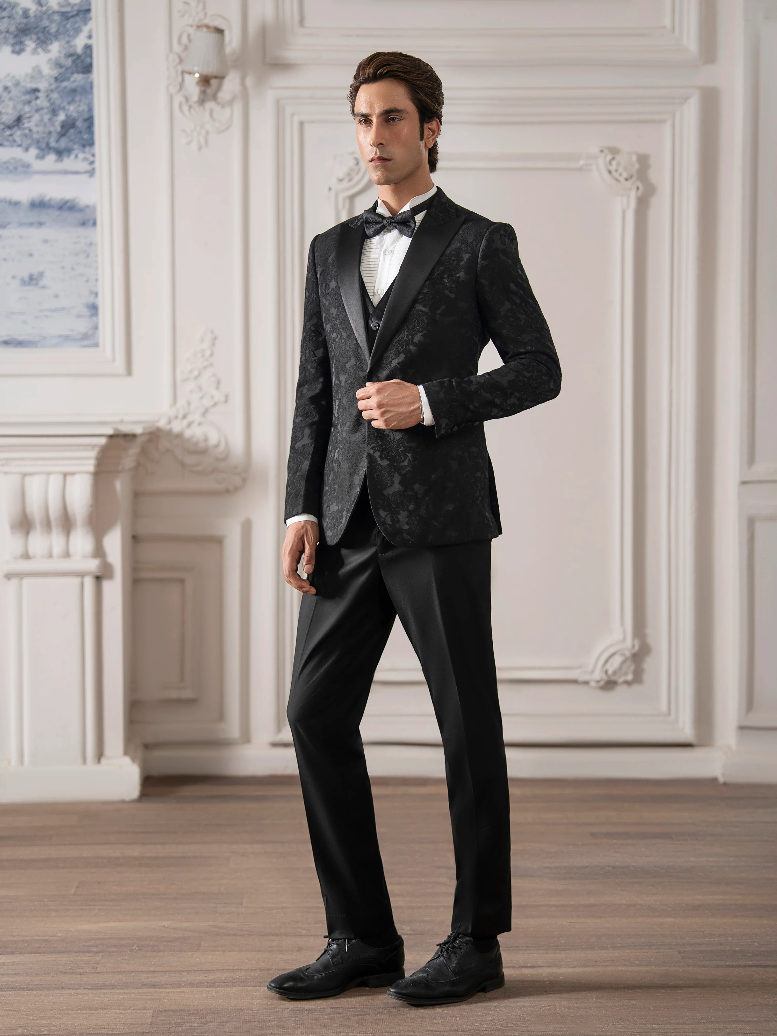 Peak Dinner Collar Tuxedo Suit - ECMTCPT5-1009