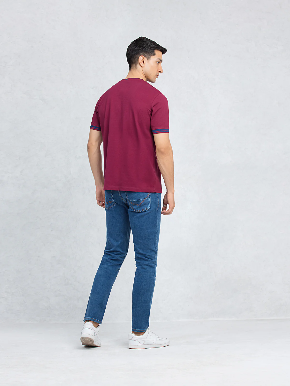 Crew Neck Classic Tee - EMTGT23-015 - Image 5