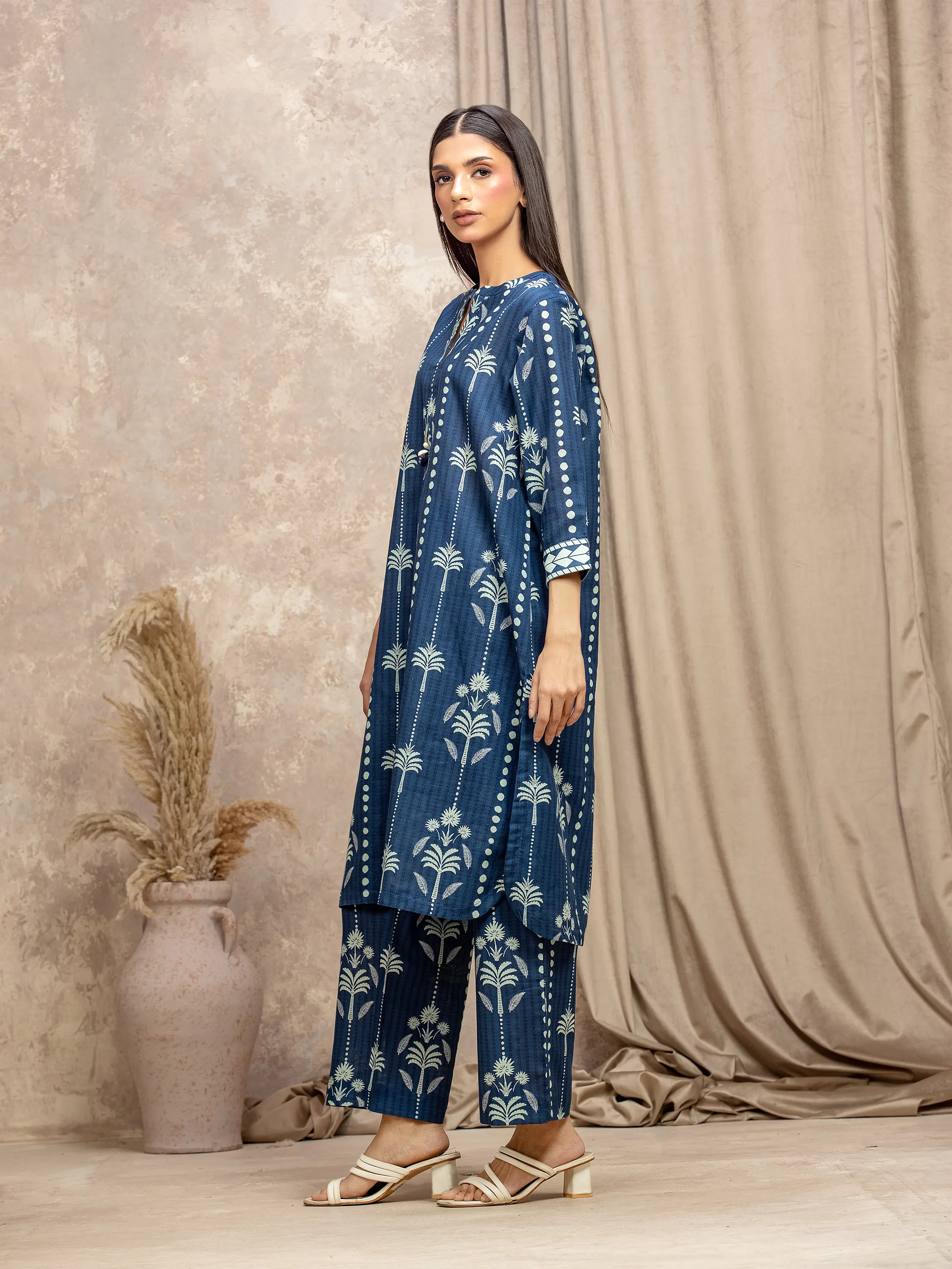 Printed Khaddar Co-Ord Set - EWTKP5-84027ST - Image 5