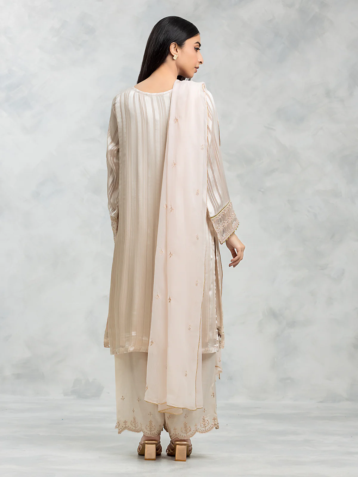 Embroidered Chiffon Suit - EWTPLE24-00011-3P - Image 6