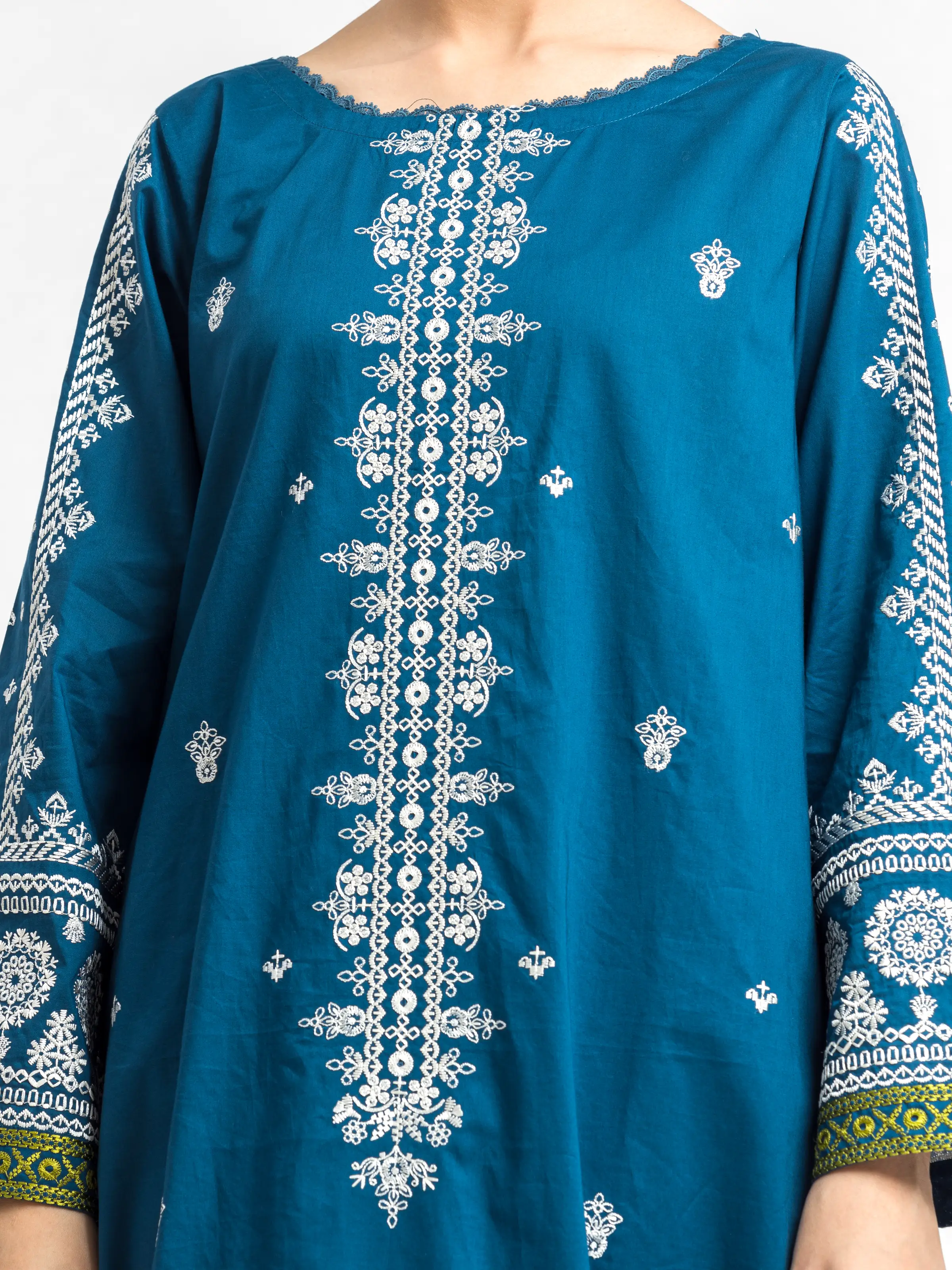 Embroidered Cambric Suit - EWTKE24-81055-3P - Image 2
