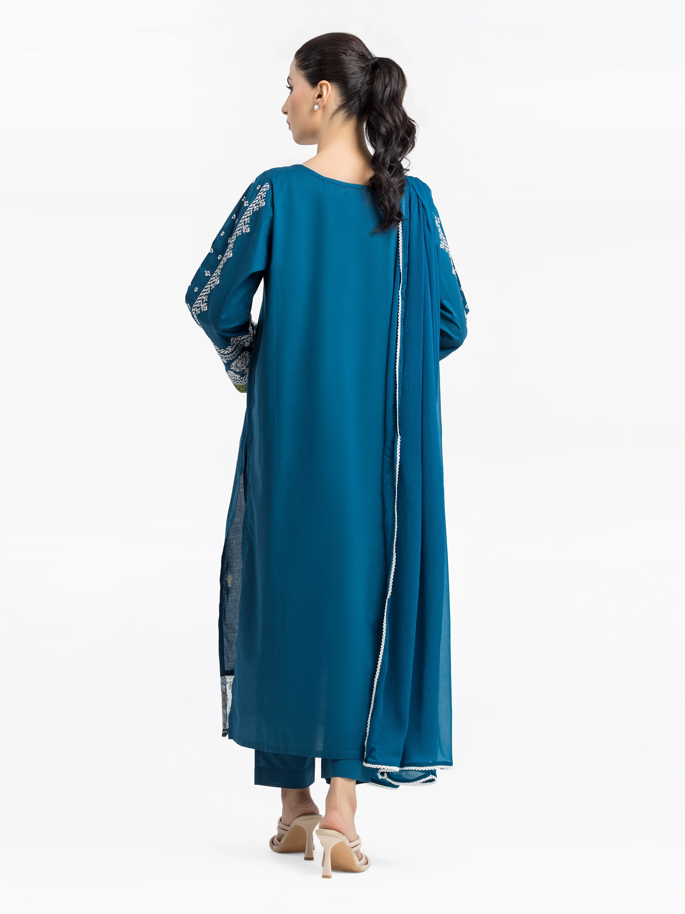Embroidered Cambric Suit - EWTKE24-81055-3P - Image 4