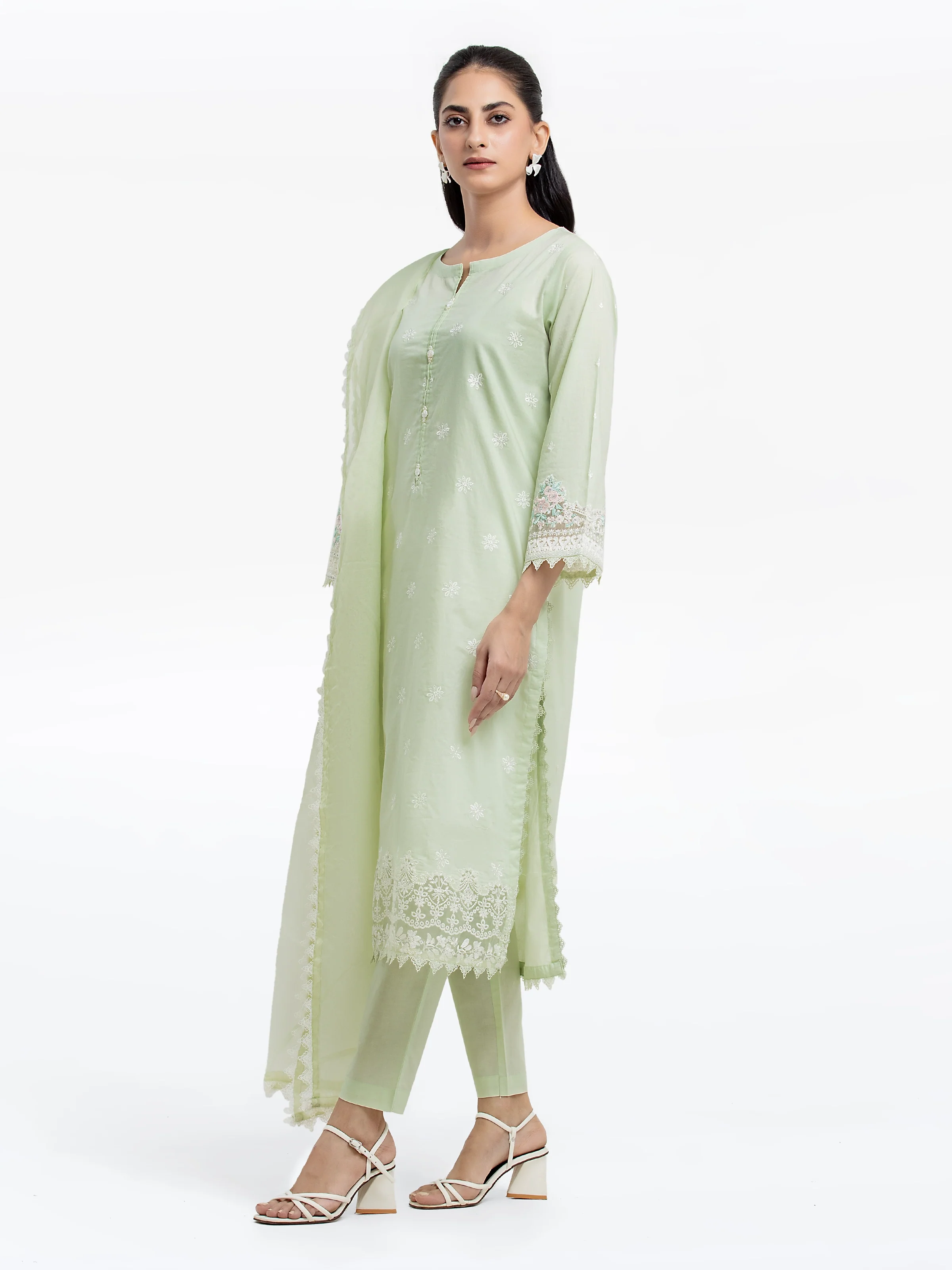 Embroidered Cambric Suit - EWTKE24-81057-3P - Image 5