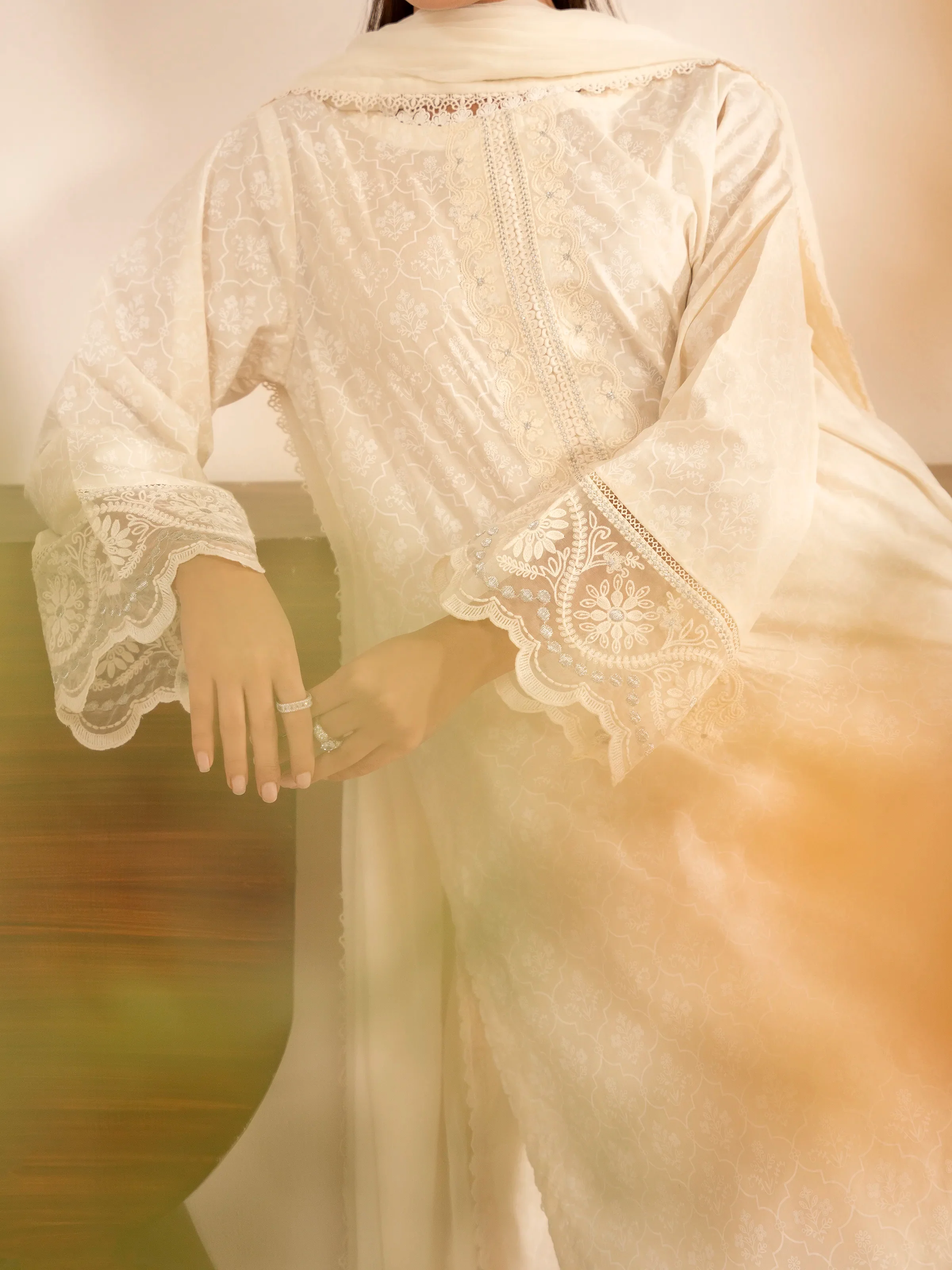 Embroidered Cambric Suit - EWTKE24-81058-3P - Image 5
