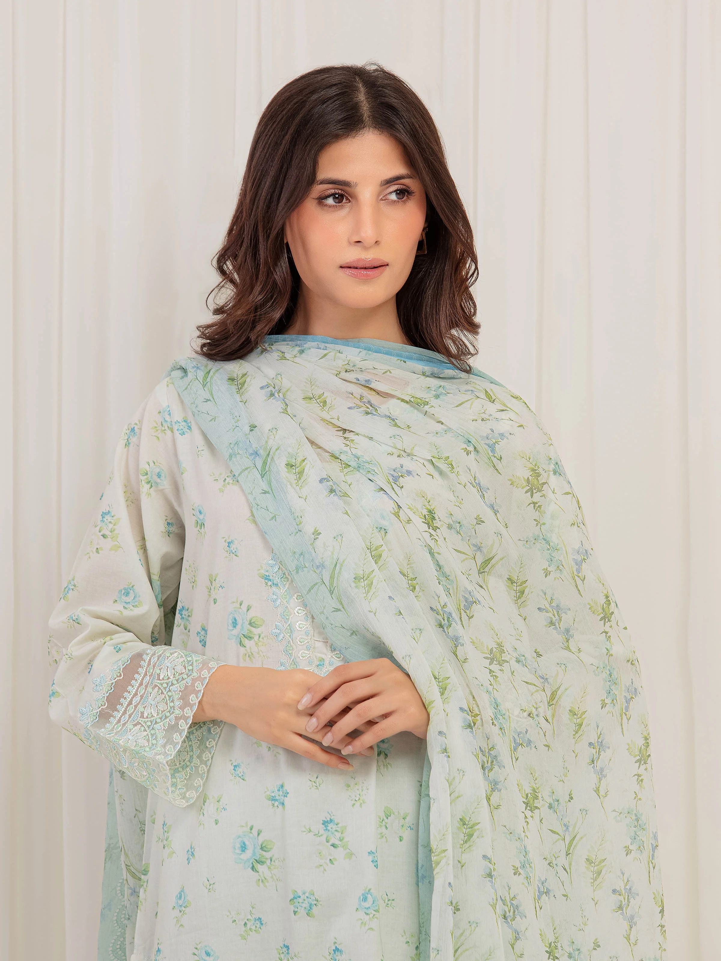 Embroidered Cambric Suit - EWTKE5-81730-3P - Image 2