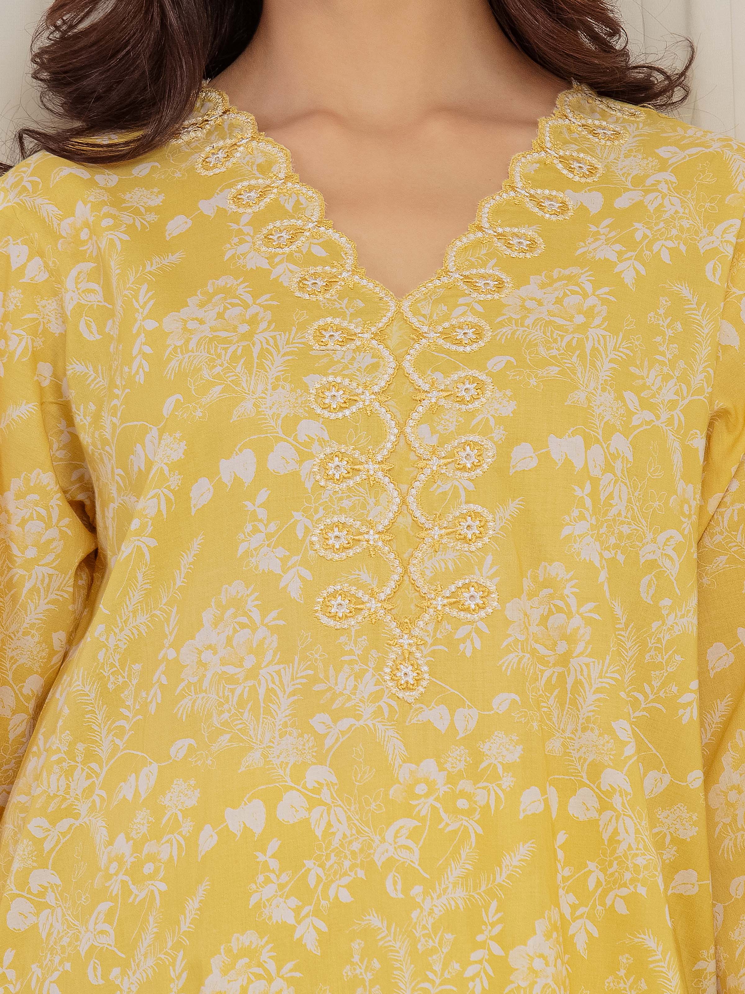 Embroidered Cambric Suit - EWTKE5-81731-3P - Image 3