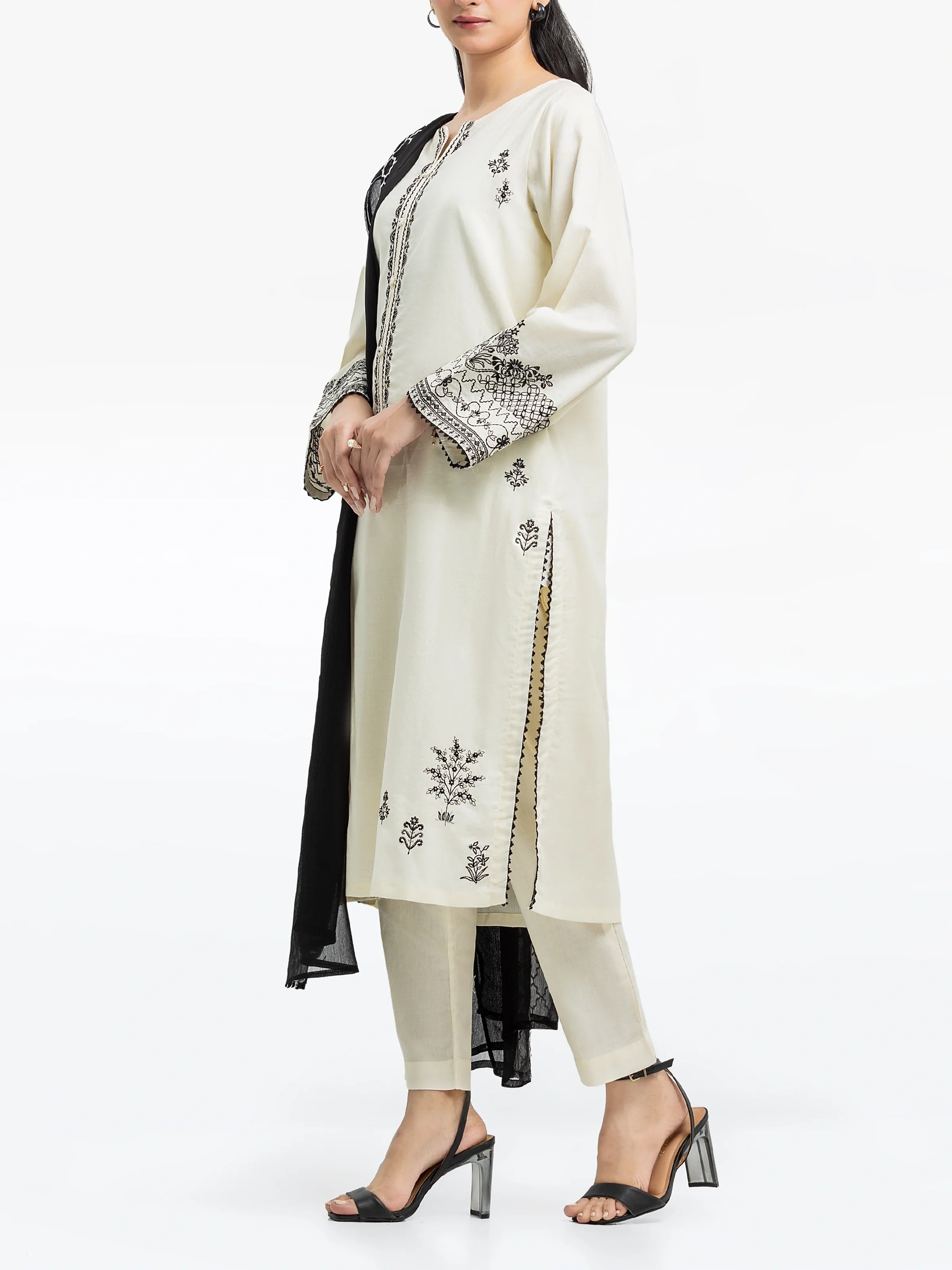 Embroidered Dobby Suit - EWTKE24-81330-3P - Image 4