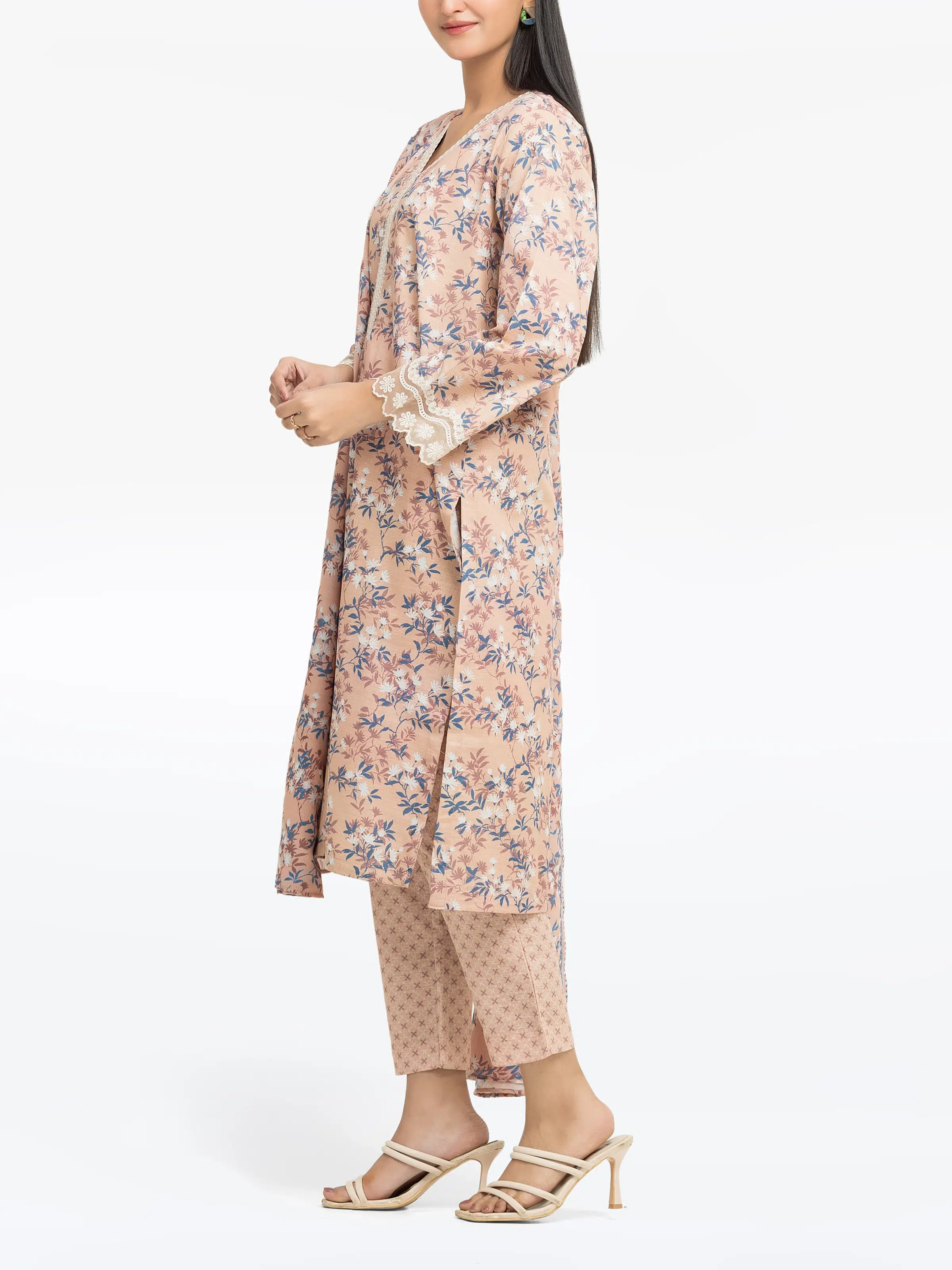 Embroidered Khaddar Suit - EWTKE24-81324-3P - Image 5