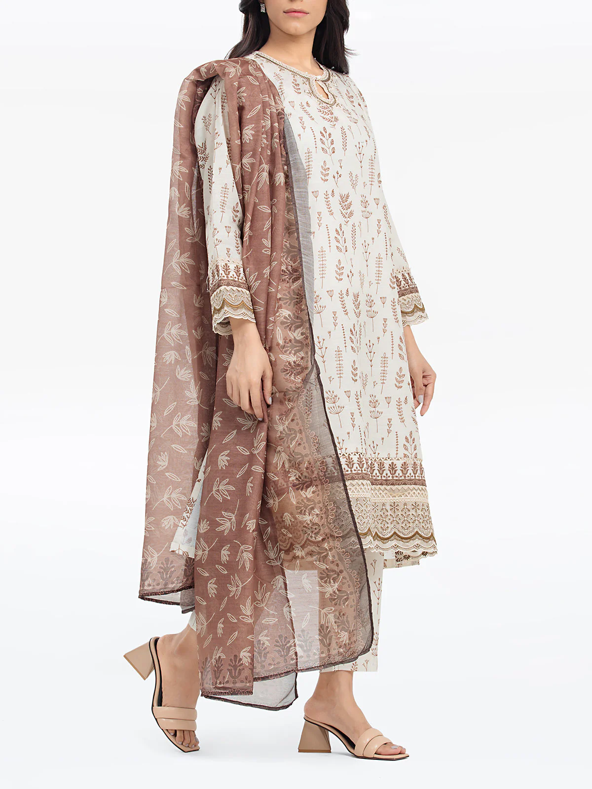 Embroidered Lawn Slub Suit - EWTKE24-69639-3P - Image 4