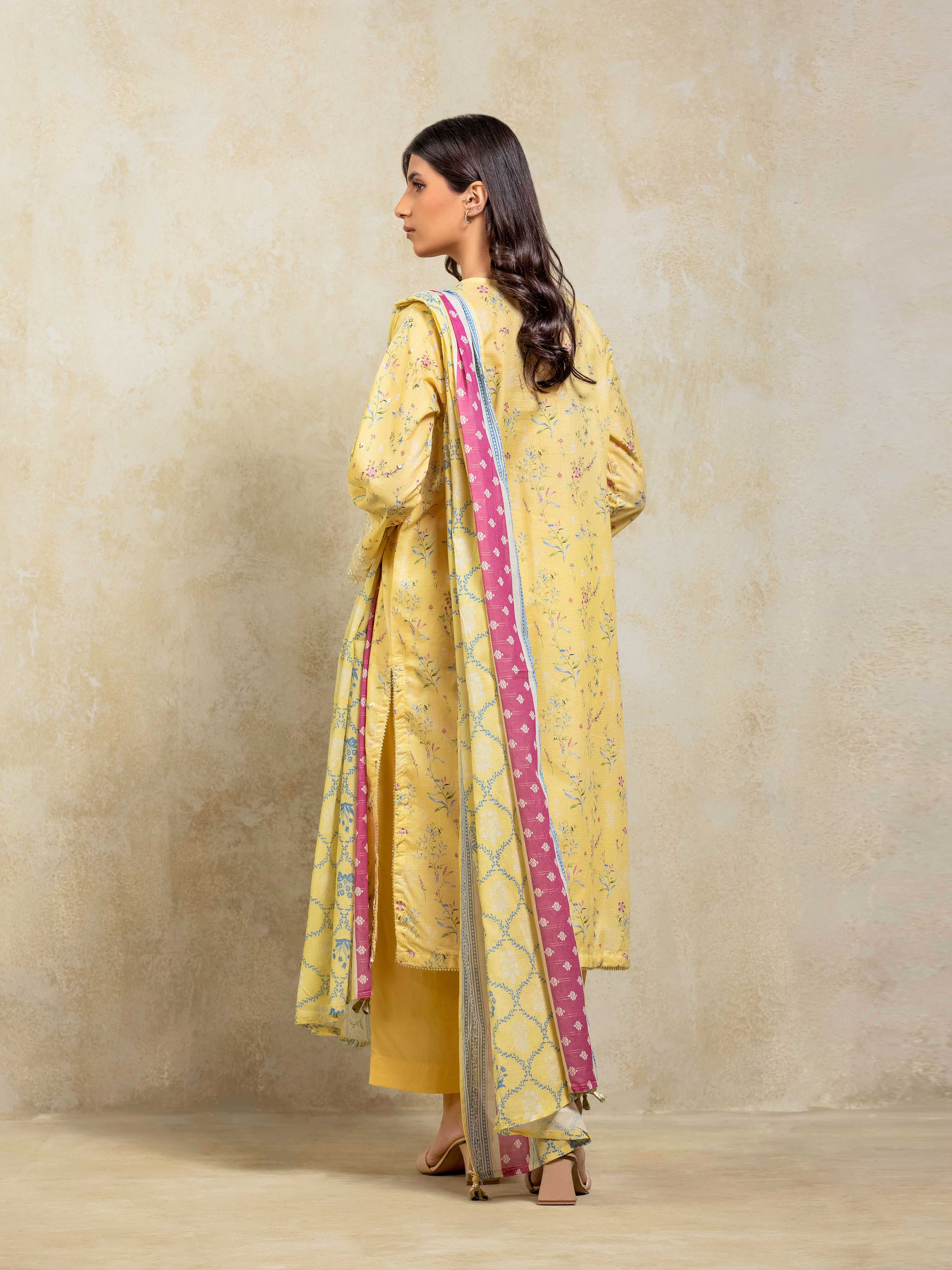 Embroidered Lawn Suit - EWTKE5-82344-3P - Image 4
