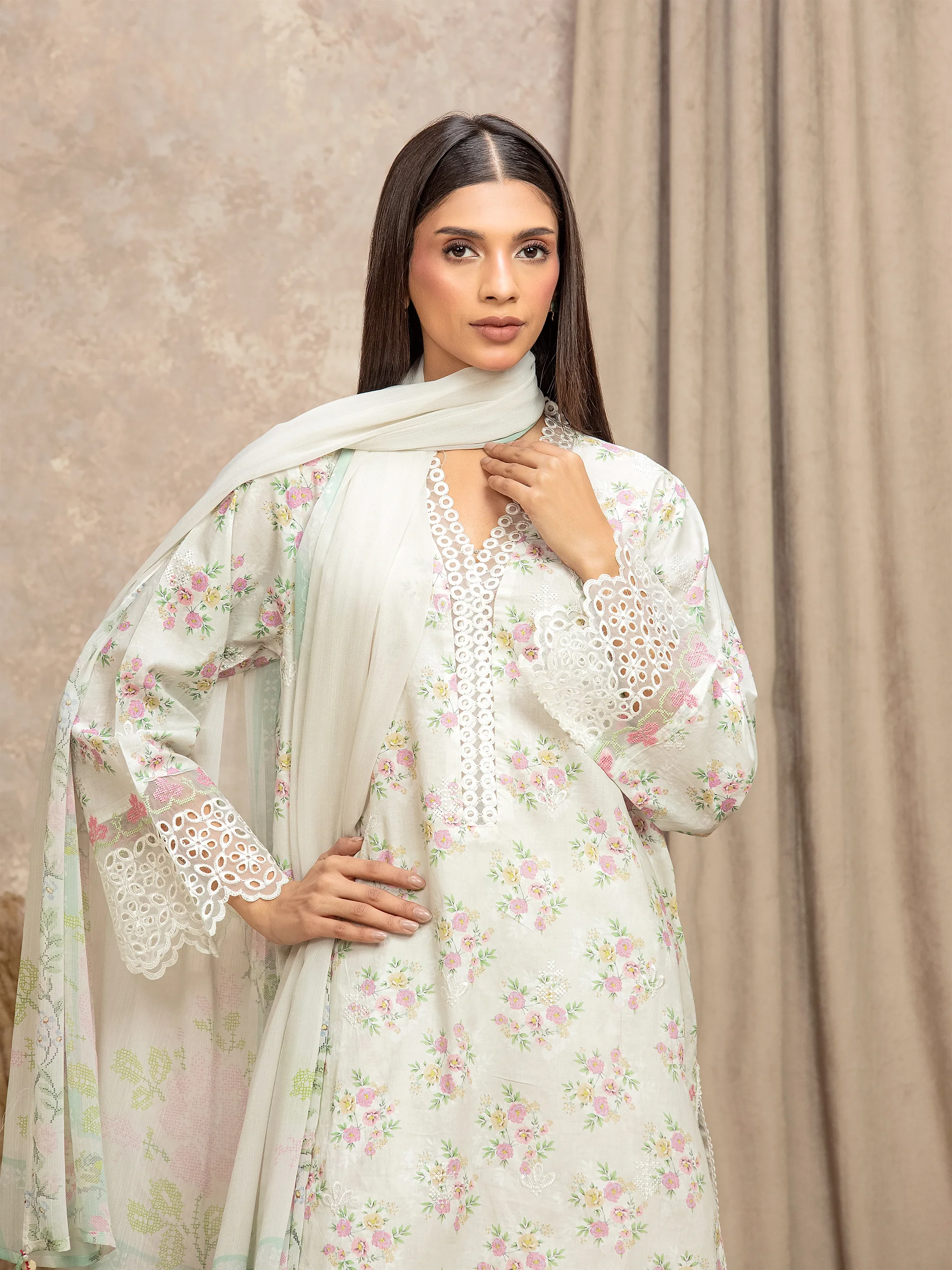 Embroidered Lawn Suit - EWTKE5-82491-3P - Image 2