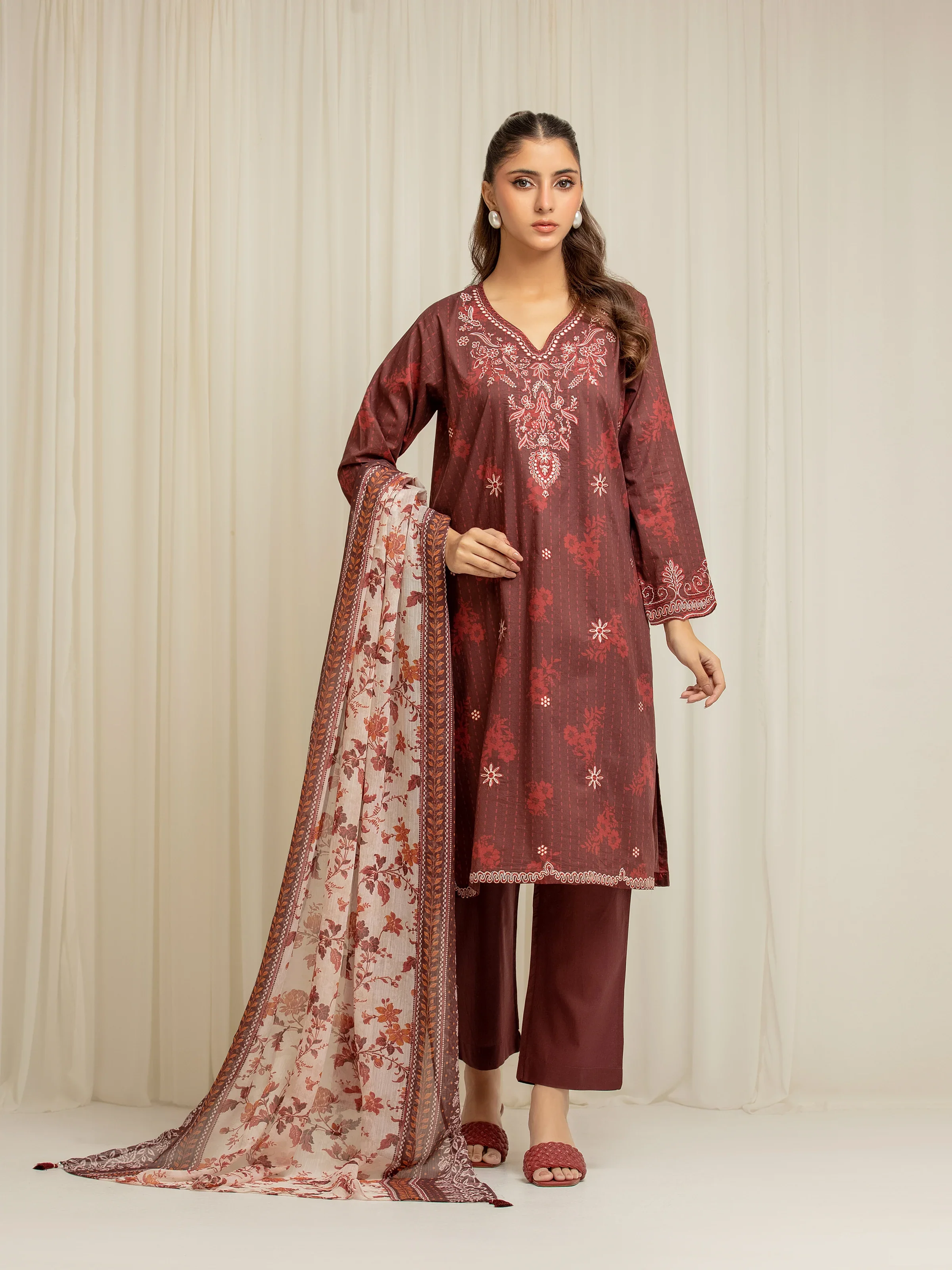 Embroidered Lawn Suit - EWTKE5-83007-3P