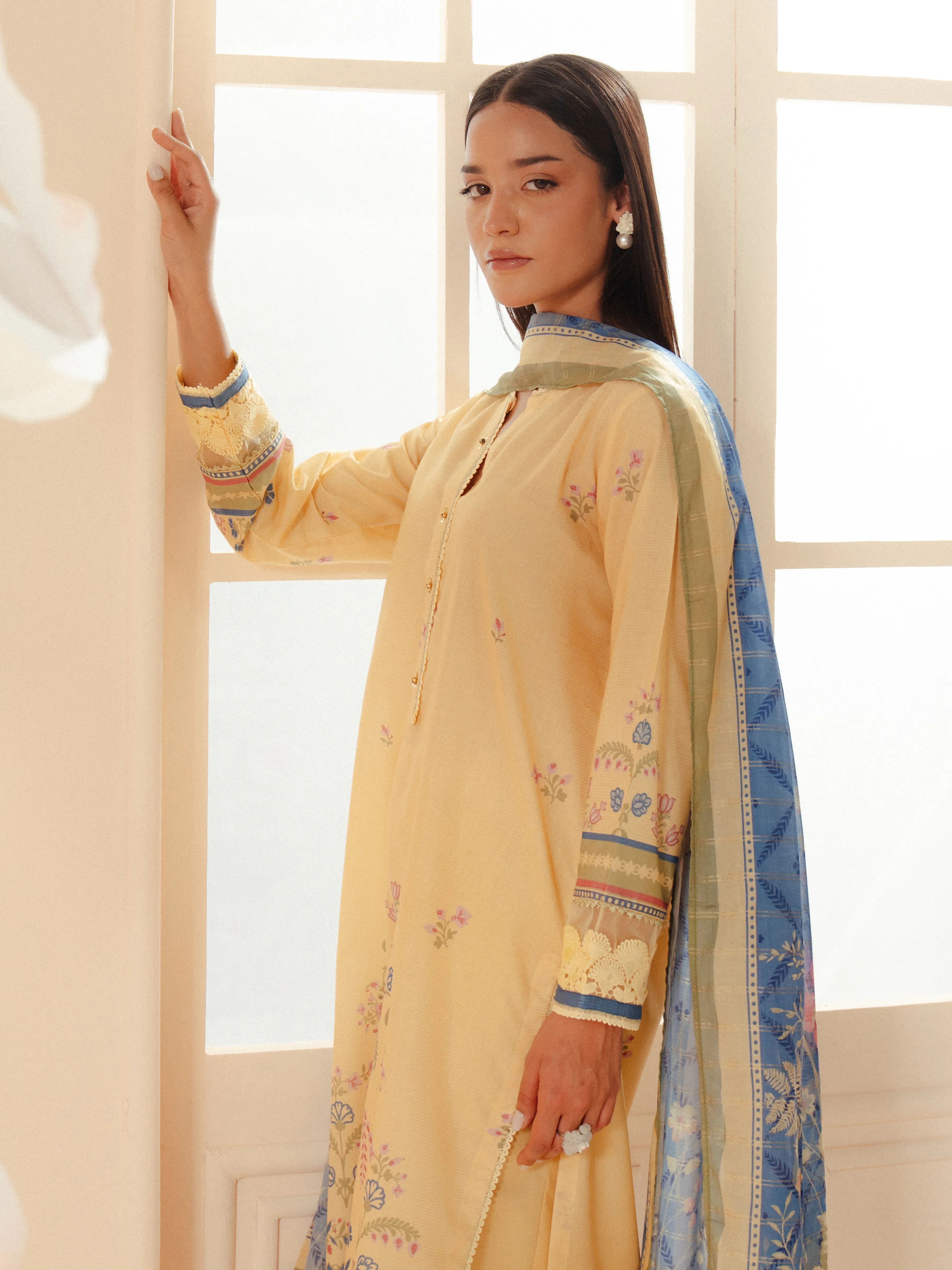 Embroidered Mesuri Suit - EWTKE5-81717-3P - Image 3