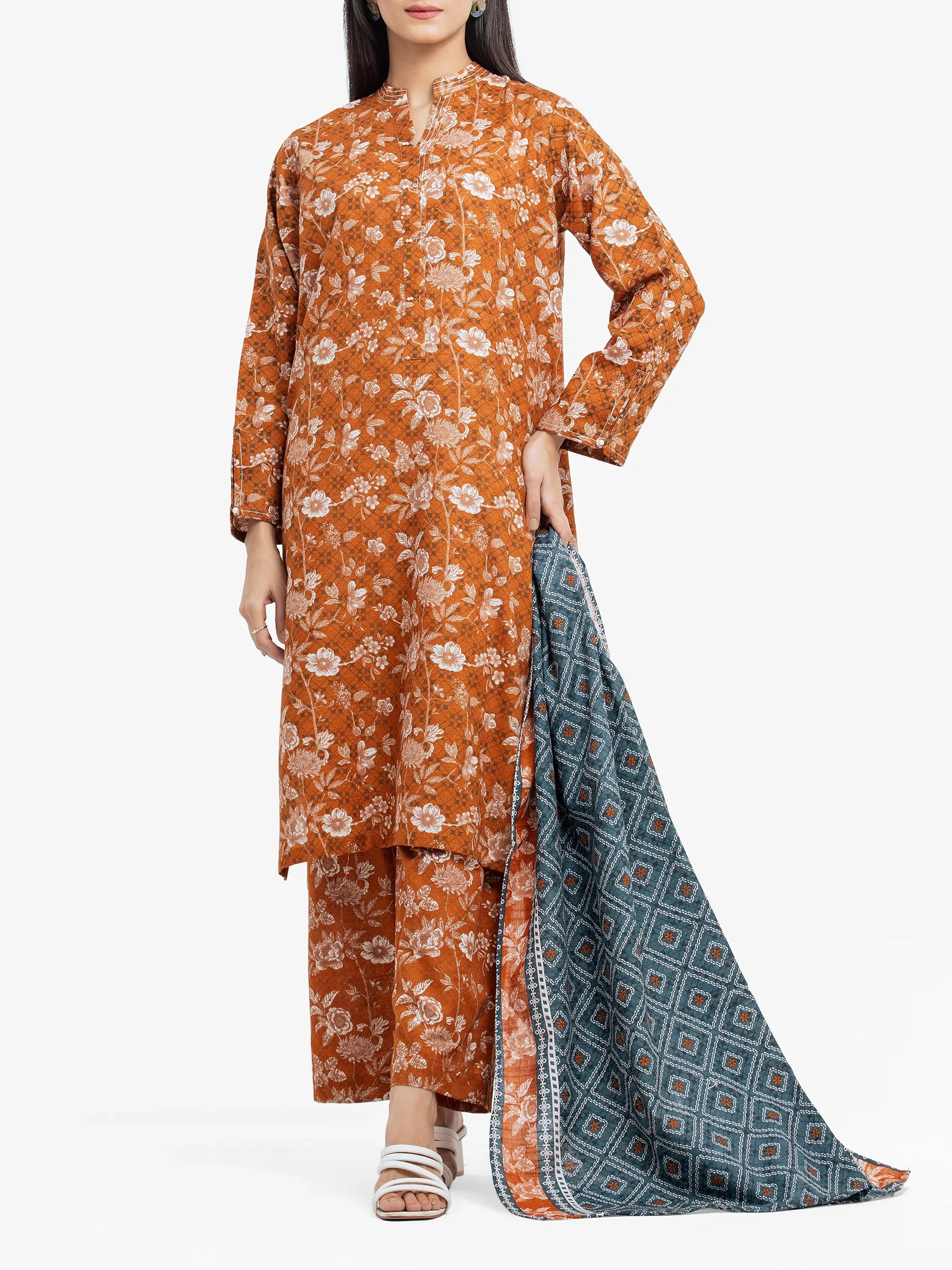 Printed Khaddar Suit - EWTKP24-81073-3P