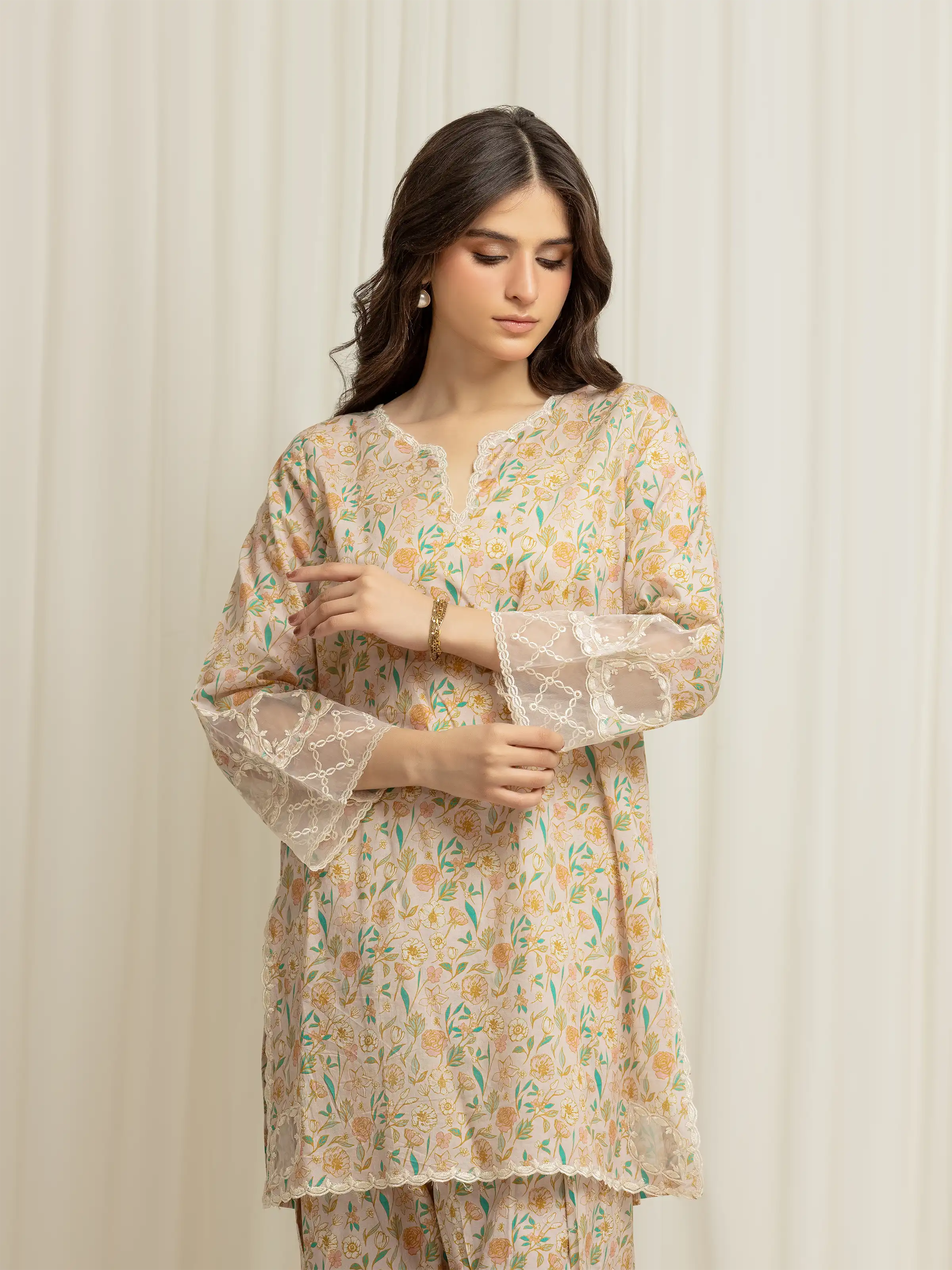 Embroidered Lawn Co-Ord Set - EWTKE5-81863ST - Image 2