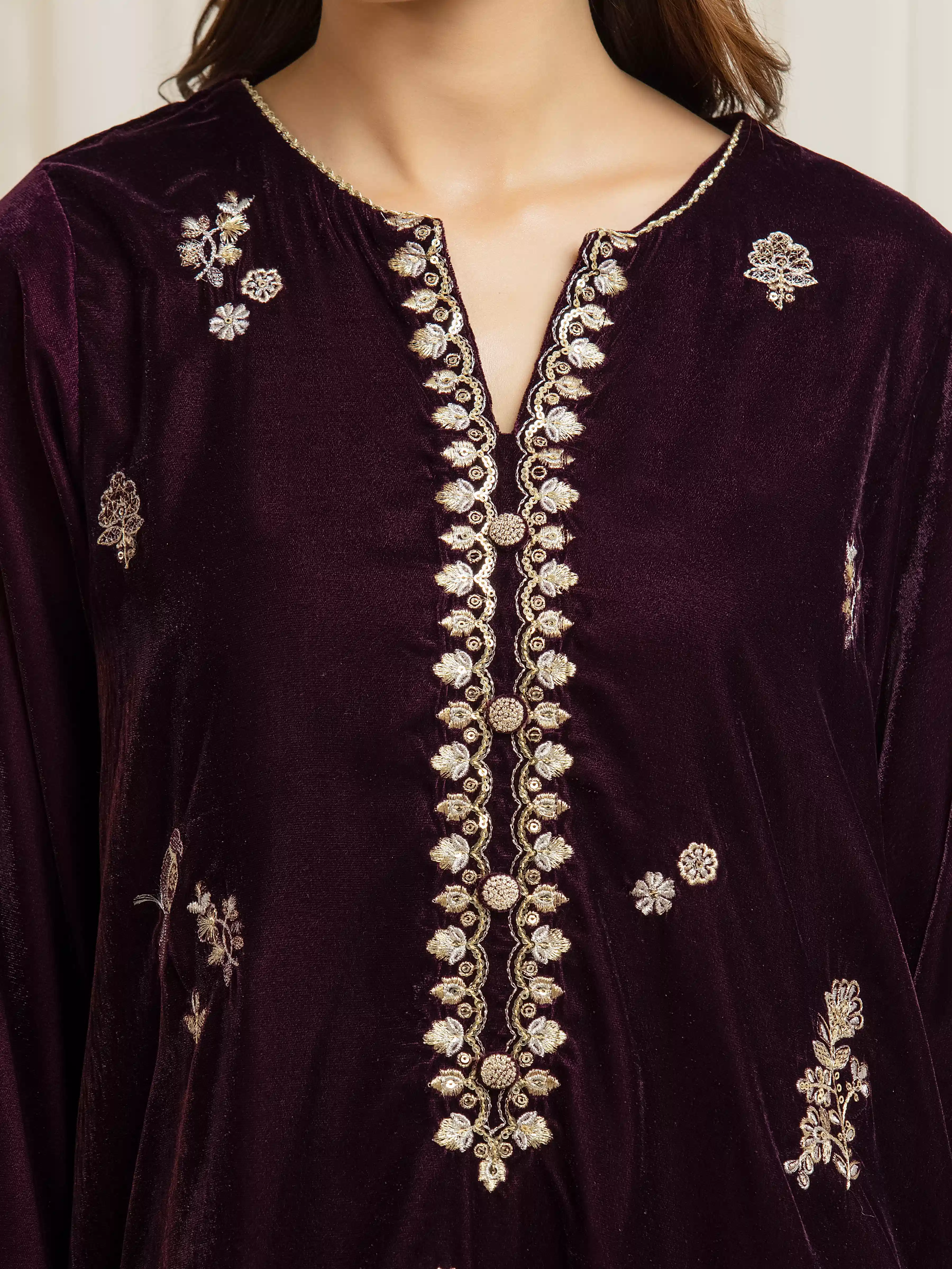 Embroidered Velvet Suit - EWTPLED5-00060-3P - Image 3