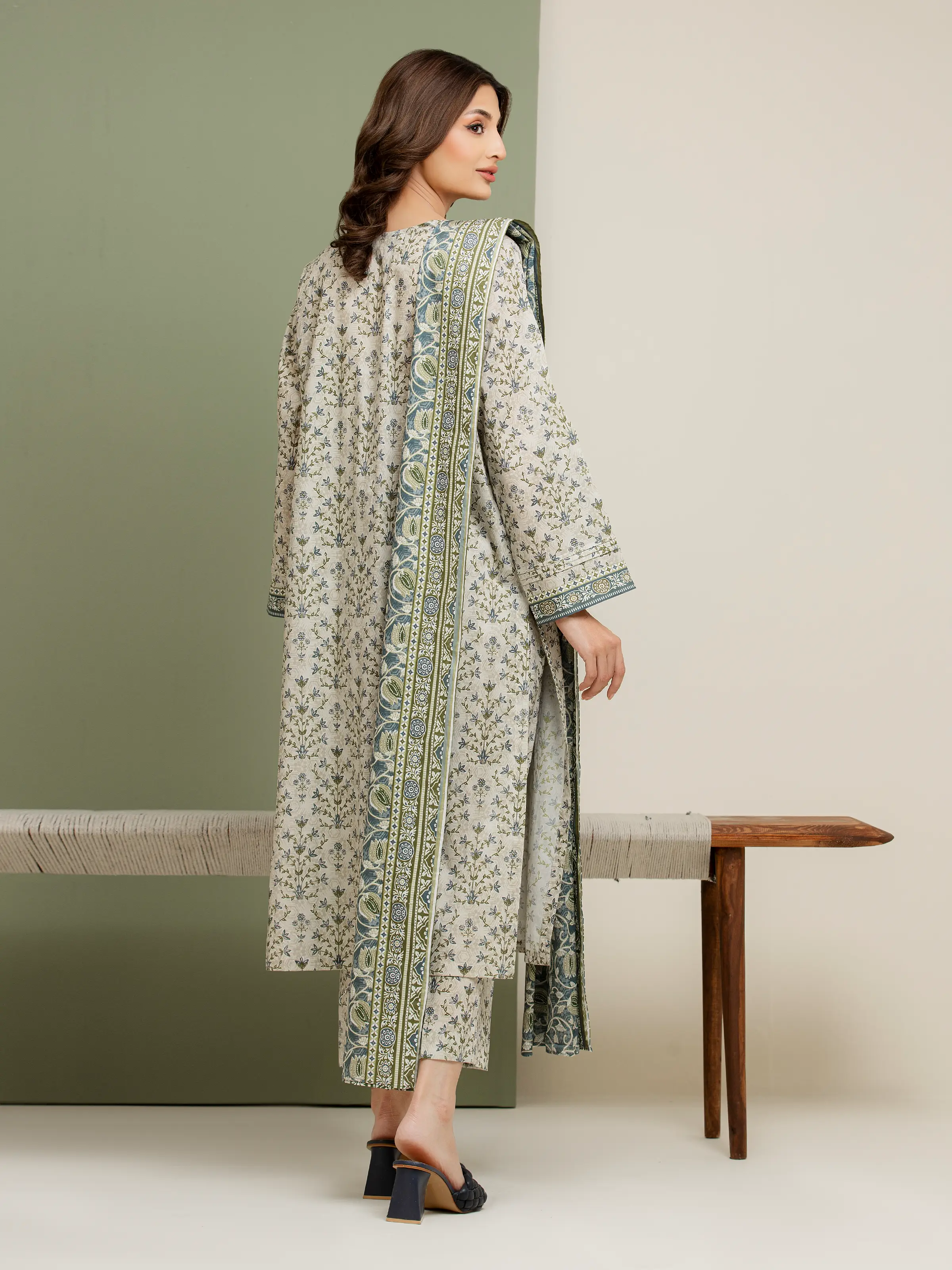 Printed Lawn Suit - EWU5A1-35089-3P - Image 2