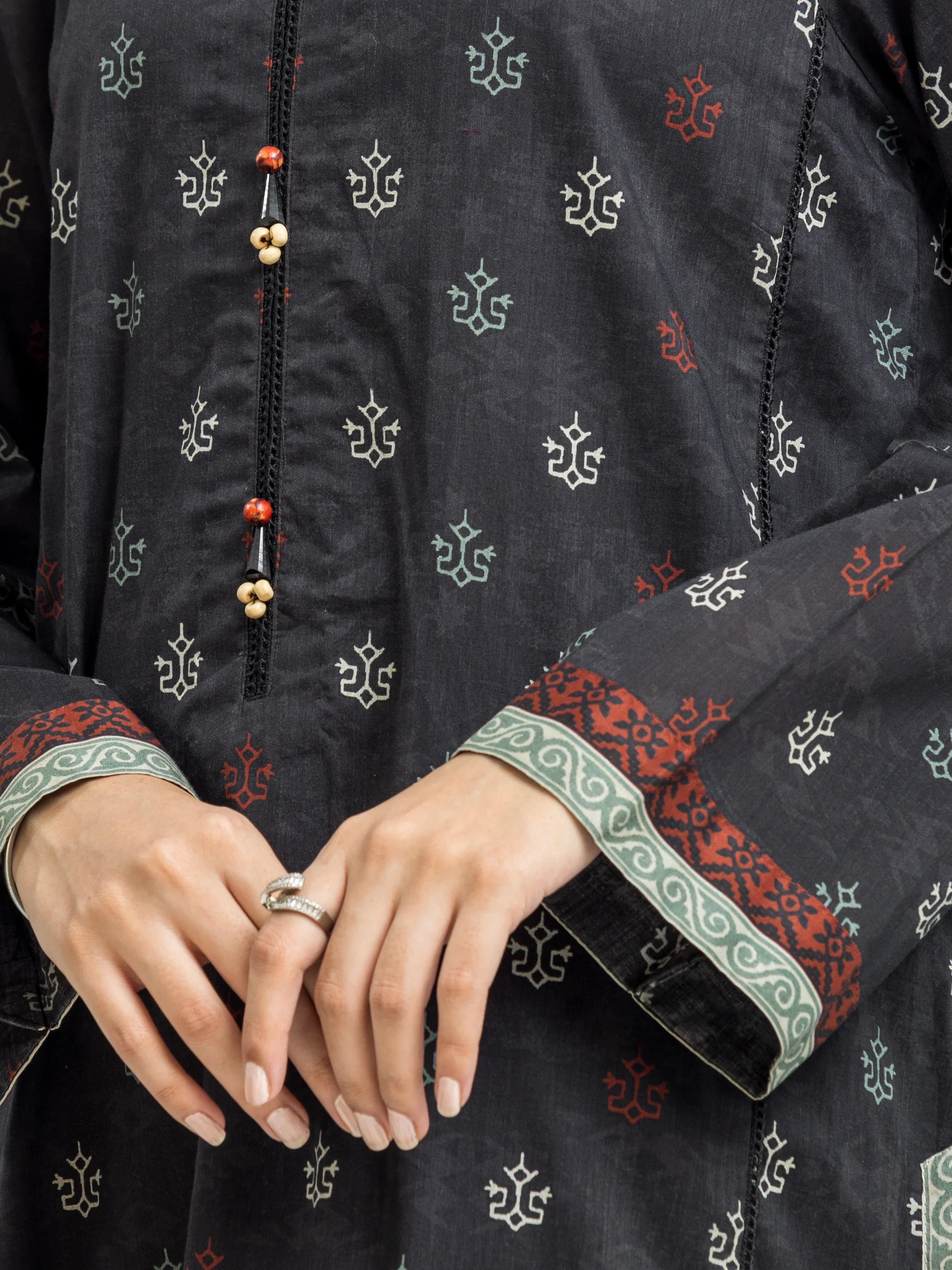 Printed Khaddar Suit - EWU24A3-28444-3P - Image 5