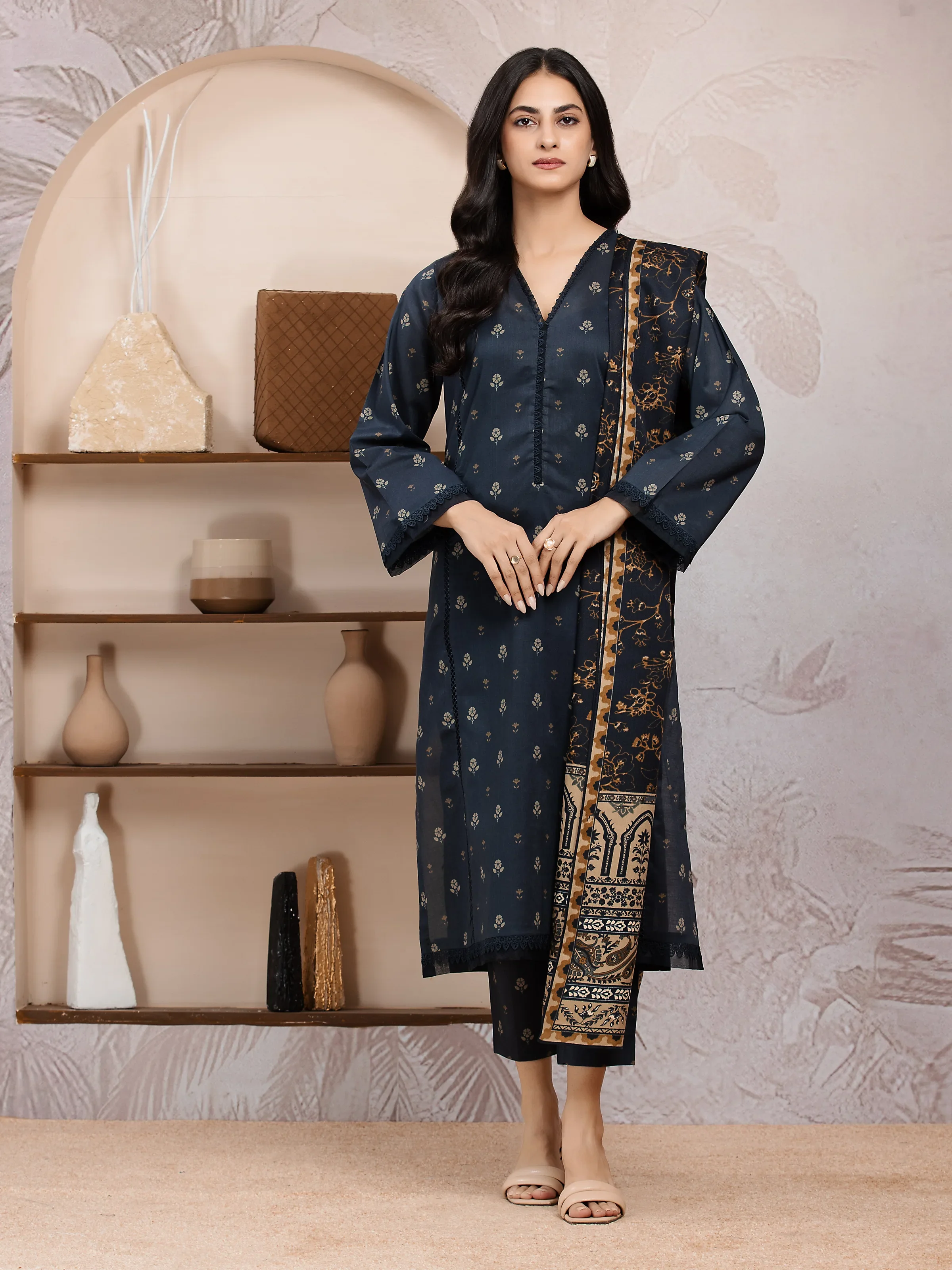 Printed Khaddar Suit - EWU24M3-082-3P