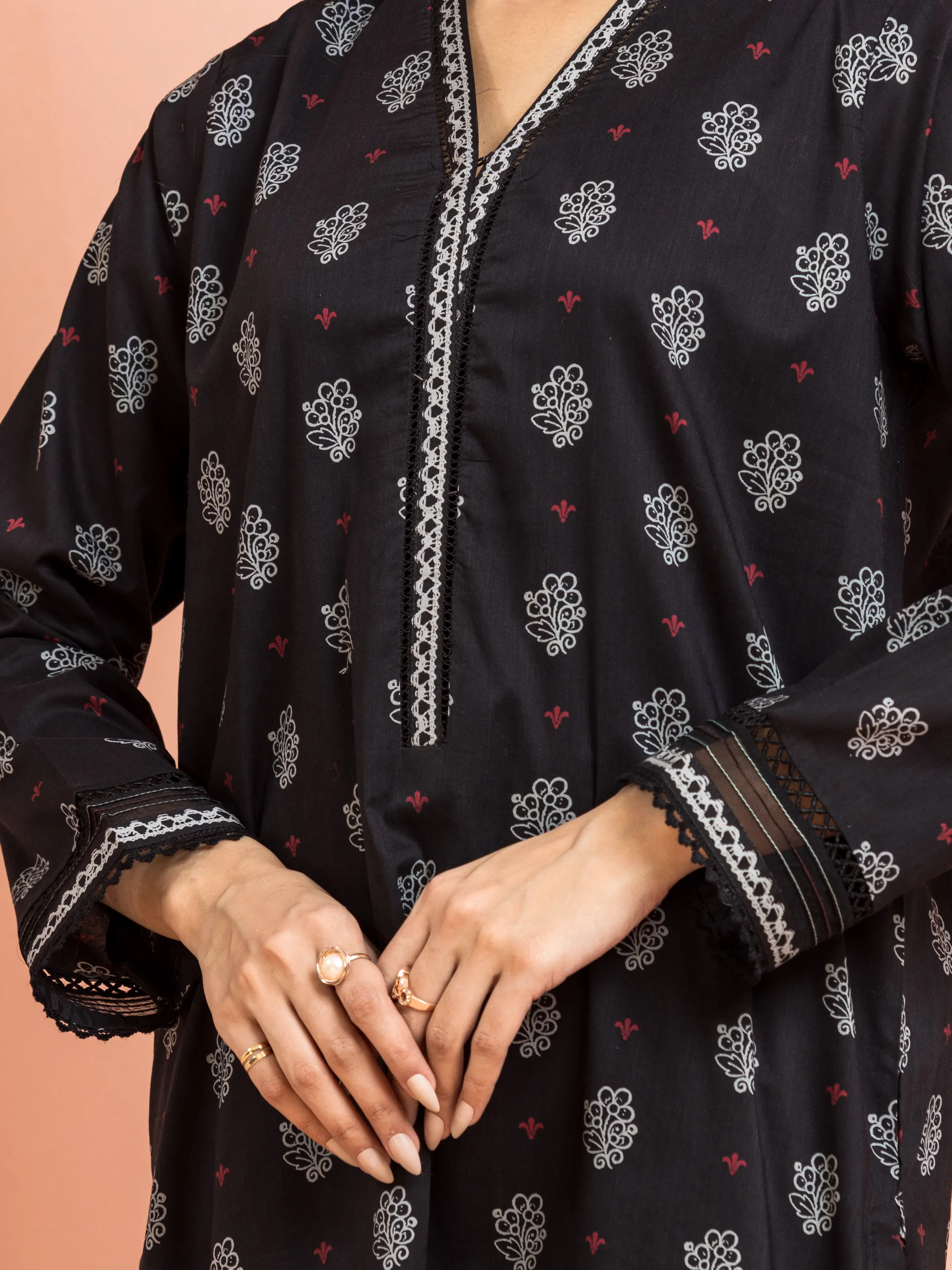 Printed Khaddar Suit - EWU24M3-120 - Image 4