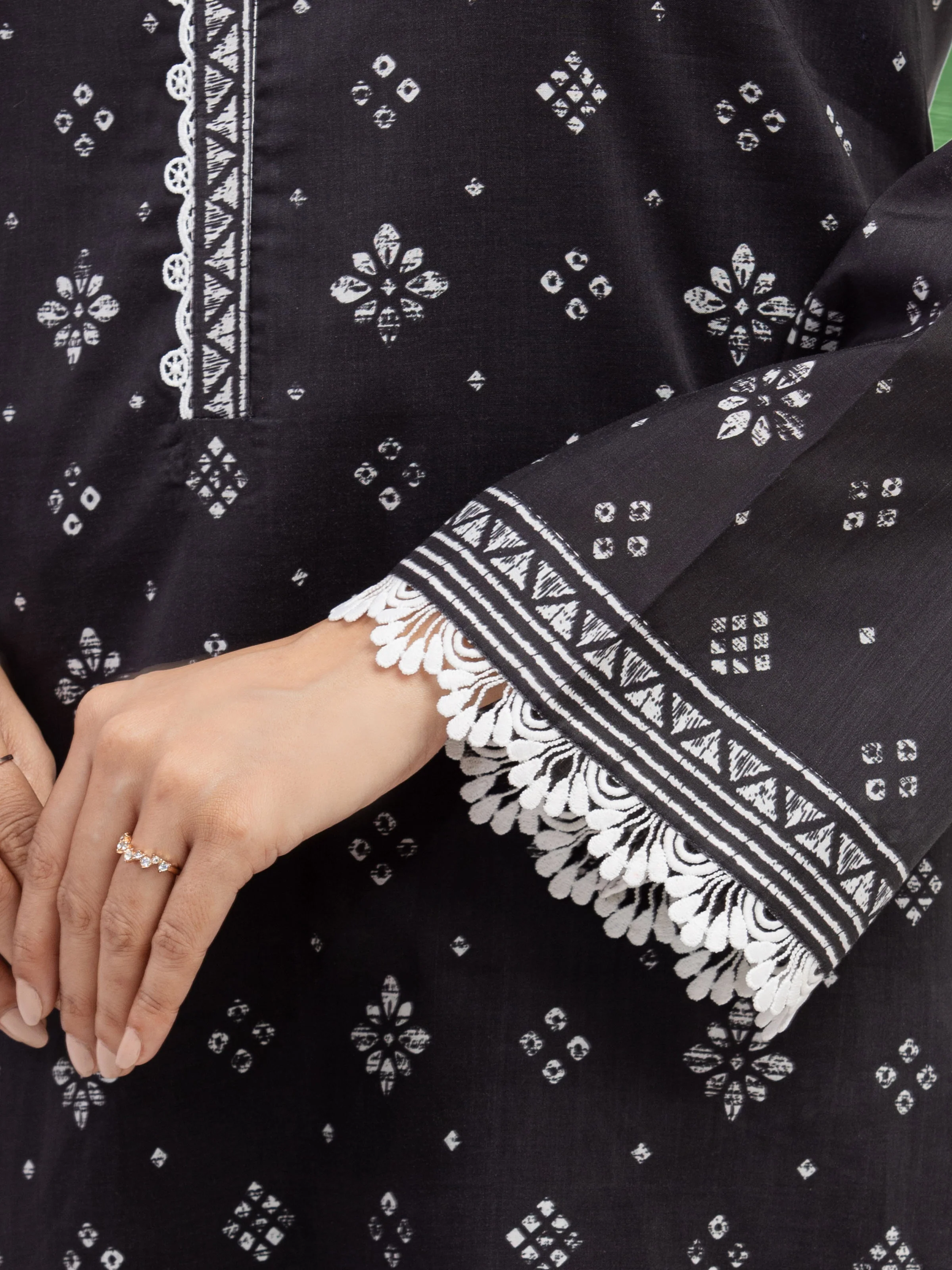 Printed Lawn Suit - EWU5A1-35308-3P - Image 3