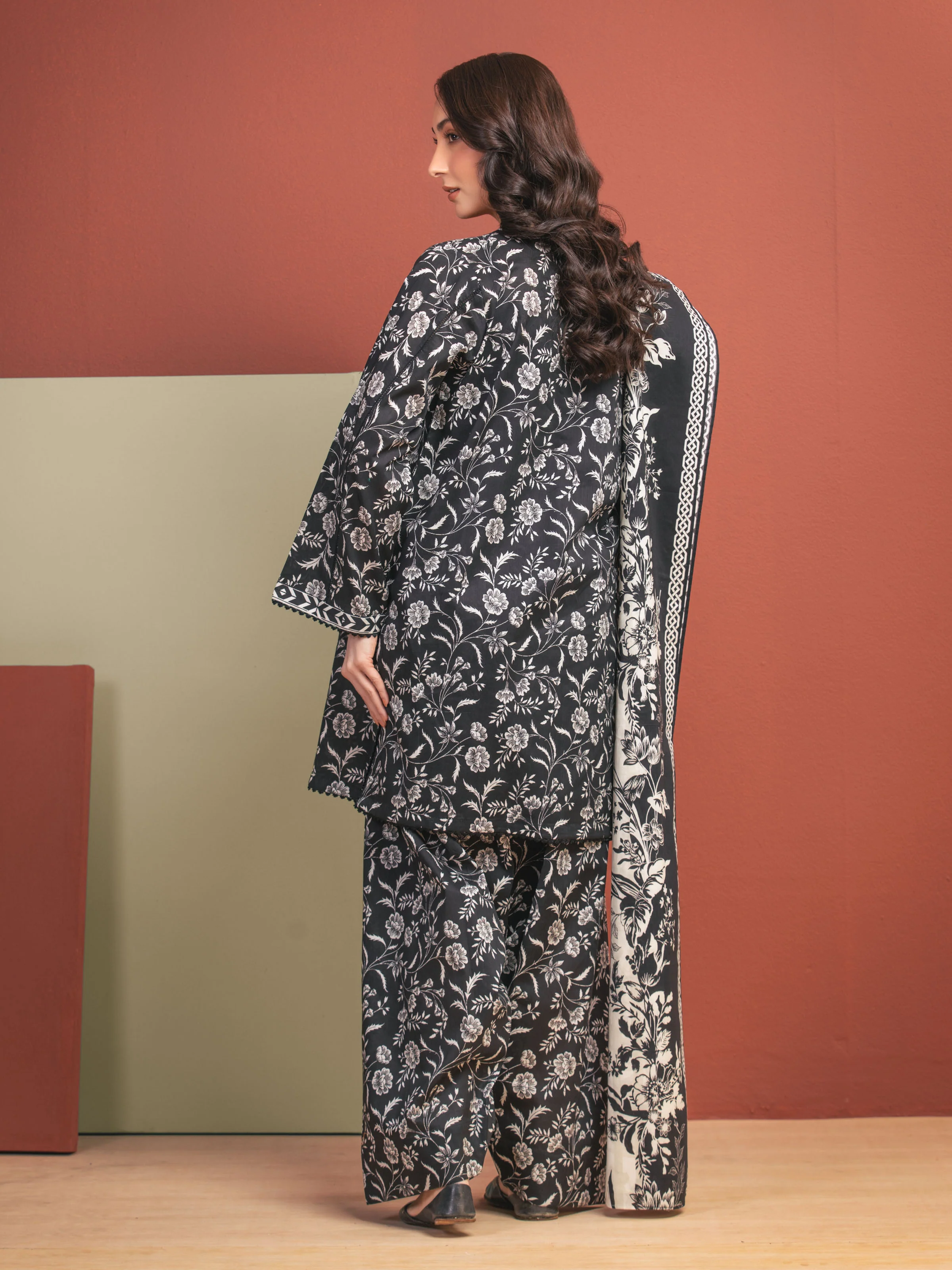 Printed Lawn Suit - EWU5A1-35309-3P - Image 6