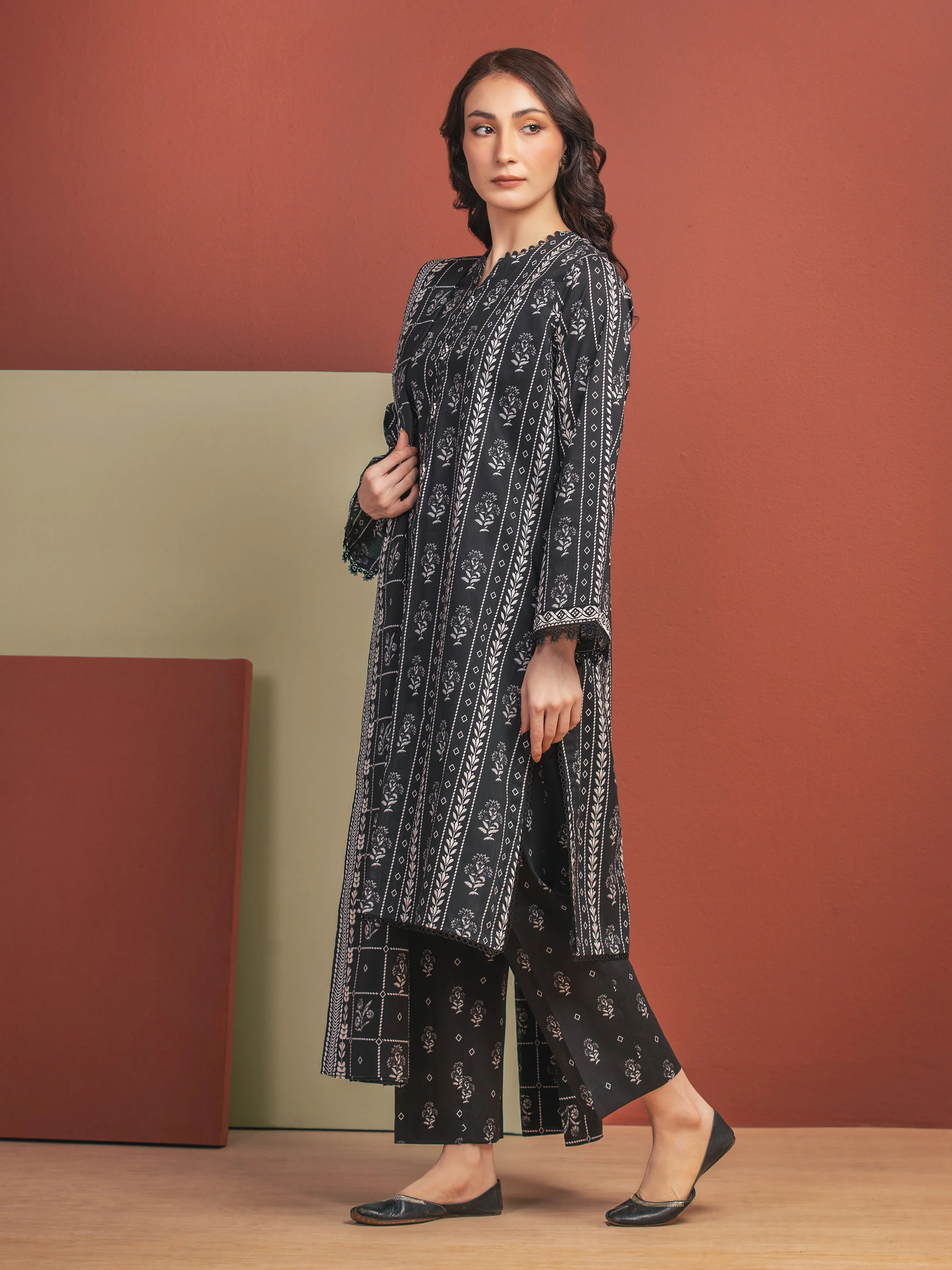 Printed Lawn Suit - EWU5A1-35311-3P - Image 2
