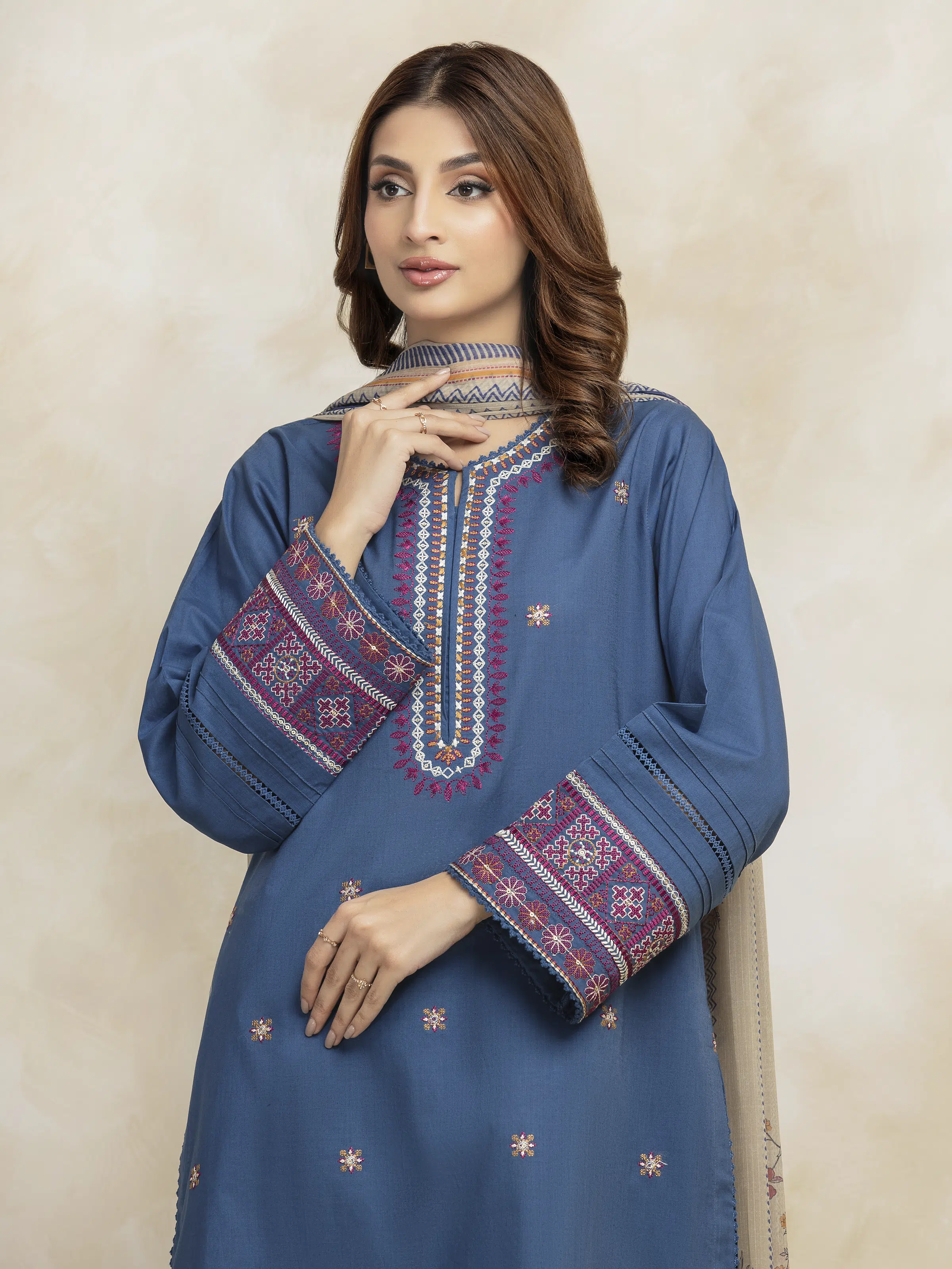 Embroidered Cambric Suit - EWU5V2-31036-3P - Image 4