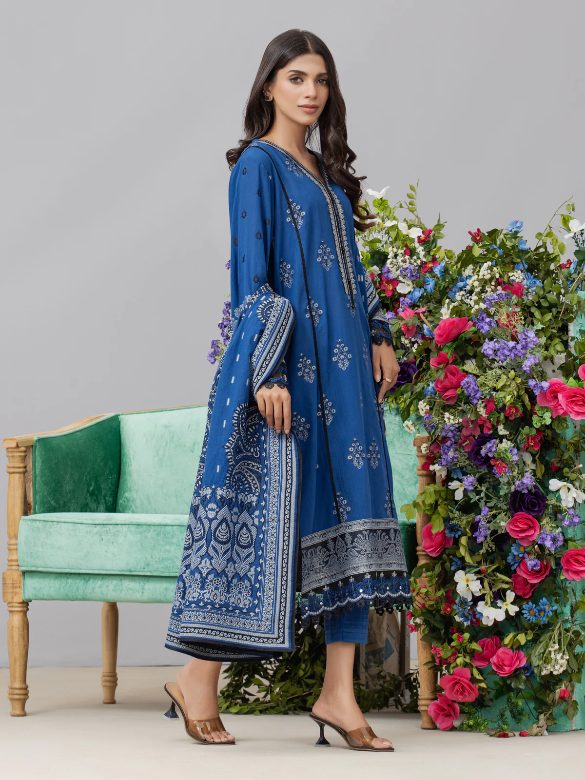 Embroidered Jacquard Suit - EWU24V3-26622-3P - Image 4