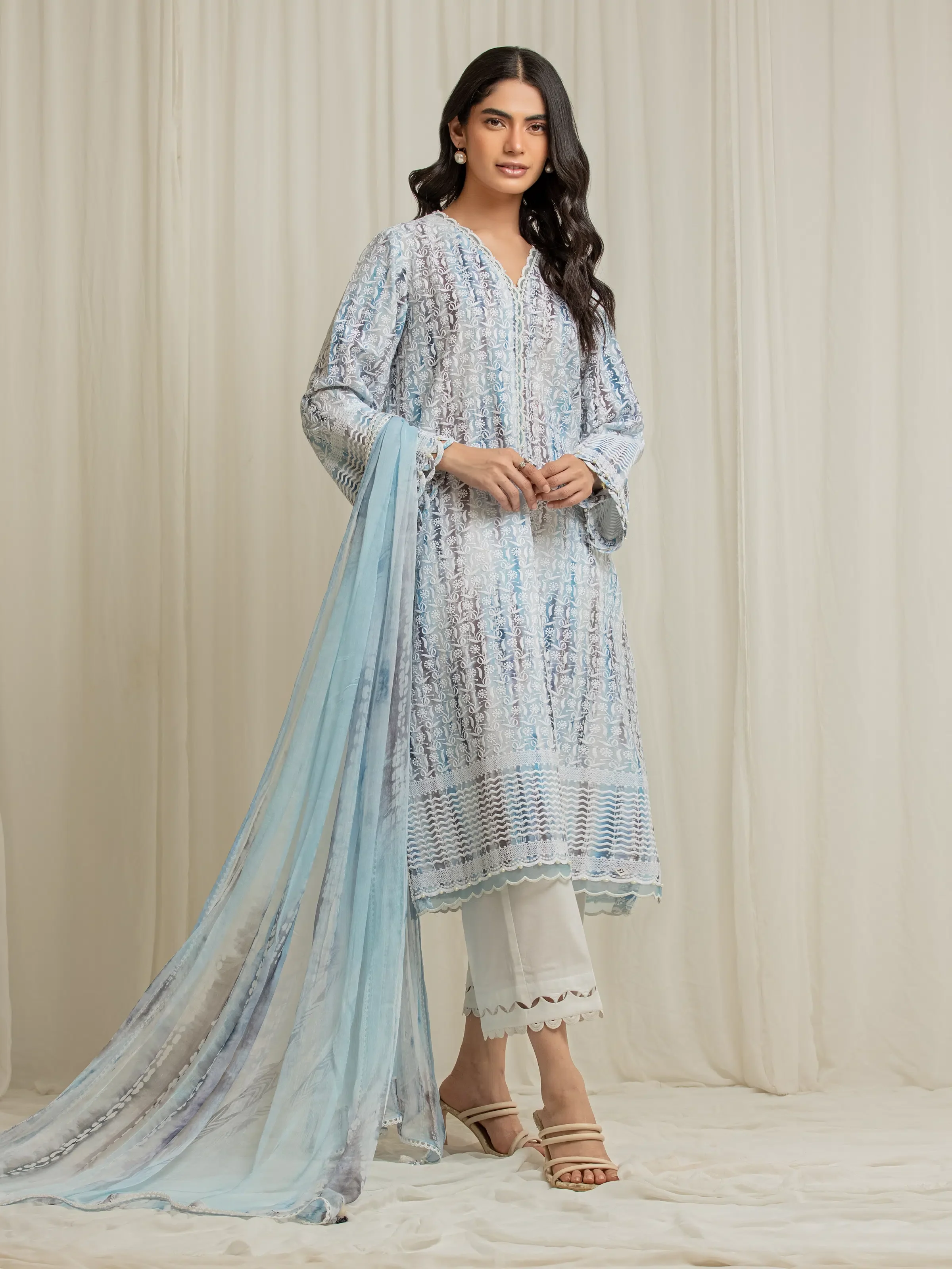 Unstitched Embroidered Cambric Suit - EWU6V2-33505-3P