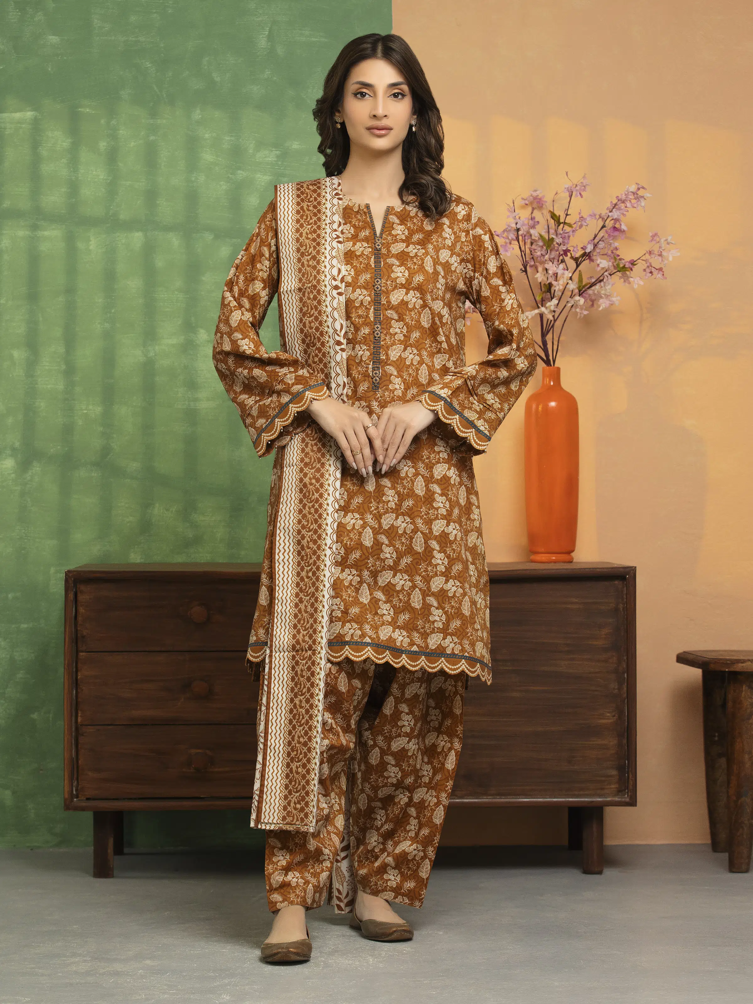 Unstitched Printed Lawn Suit - EWU5A1-35187-3P