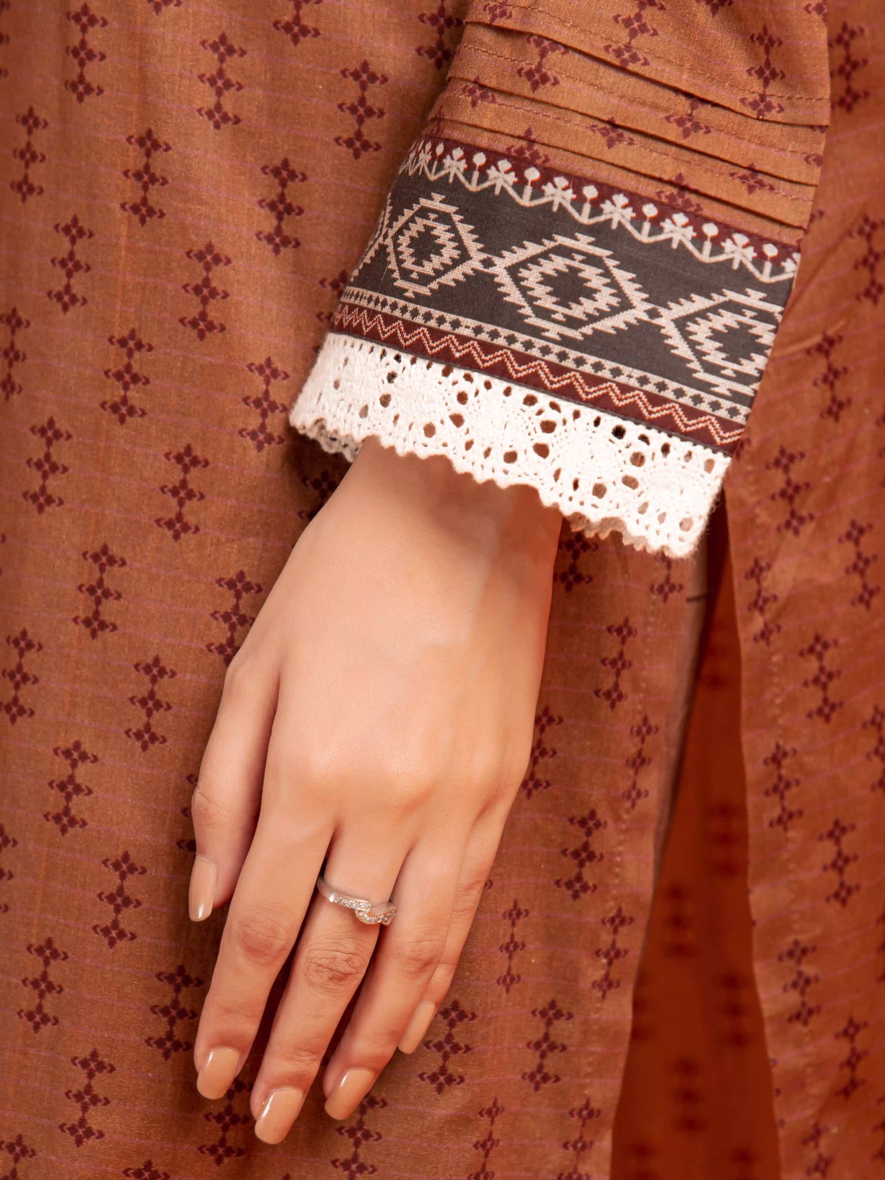 Printed Khaddar Suit - EWU24A3-27079-3P - Image 4