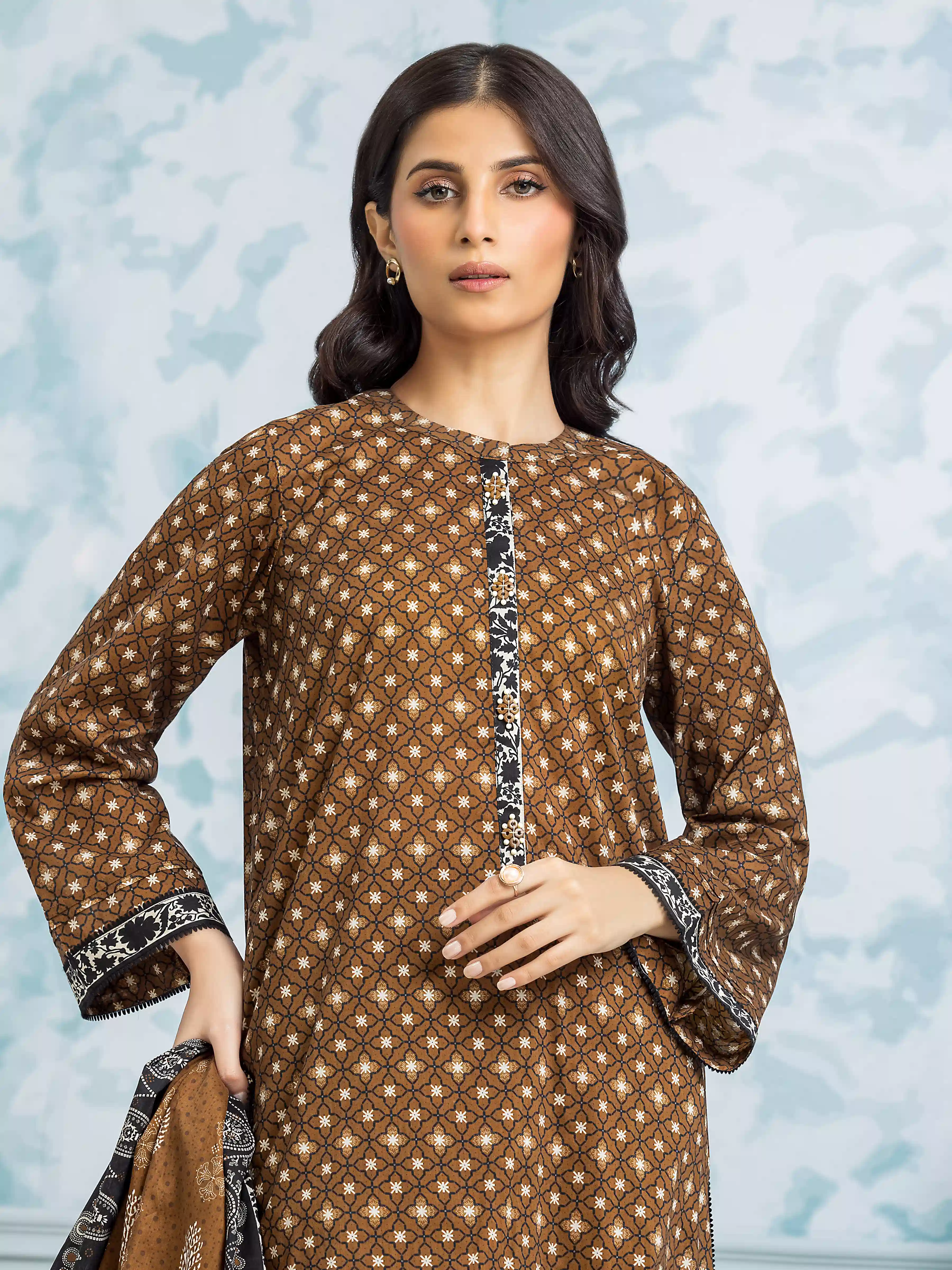 Printed Khaddar Suit - EWU24A3-28114-3P - Image 4