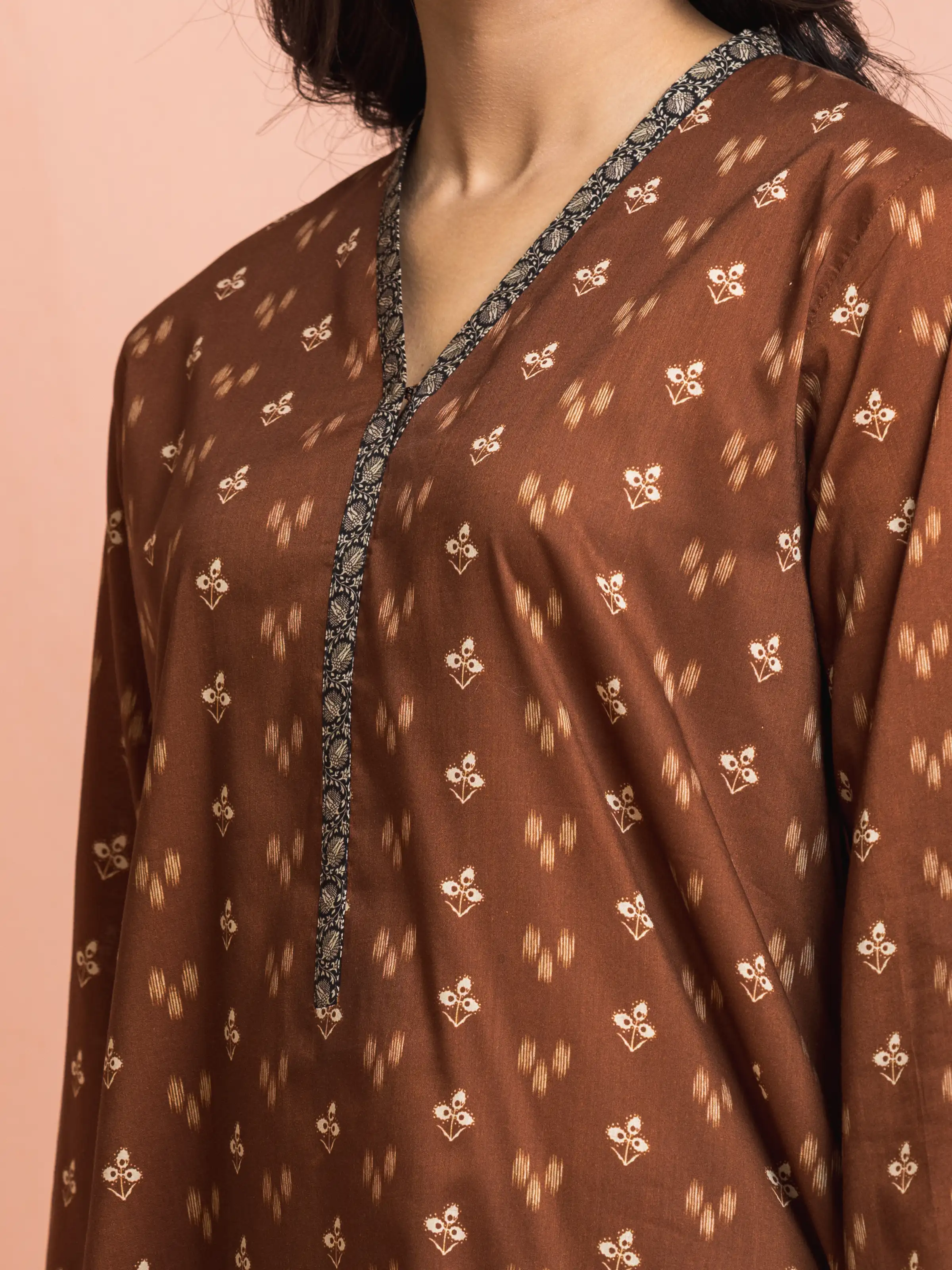 Printed Khaddar Suit - EWU24M3-115 - Image 3