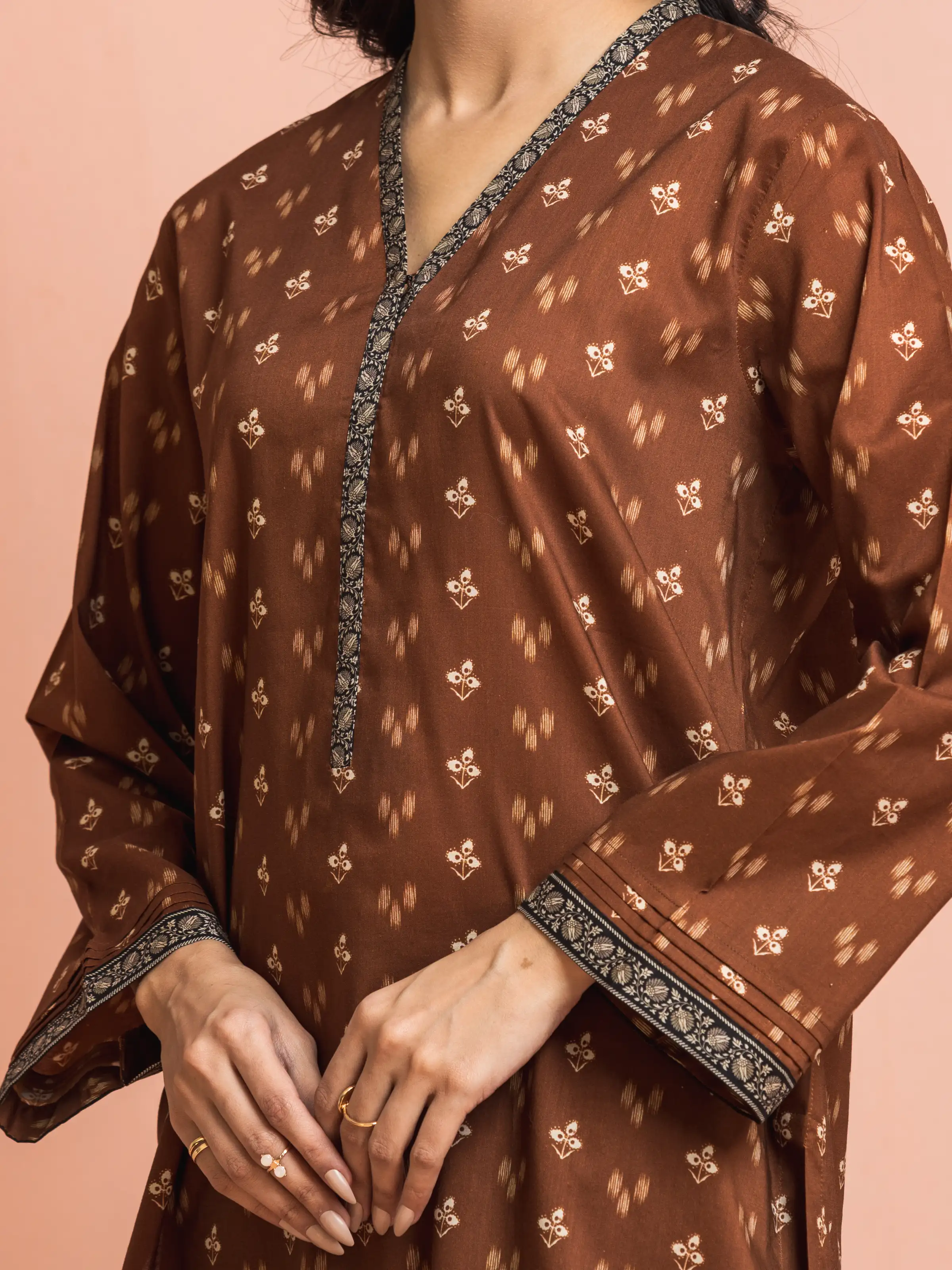 Printed Khaddar Suit - EWU24M3-115 - Image 4