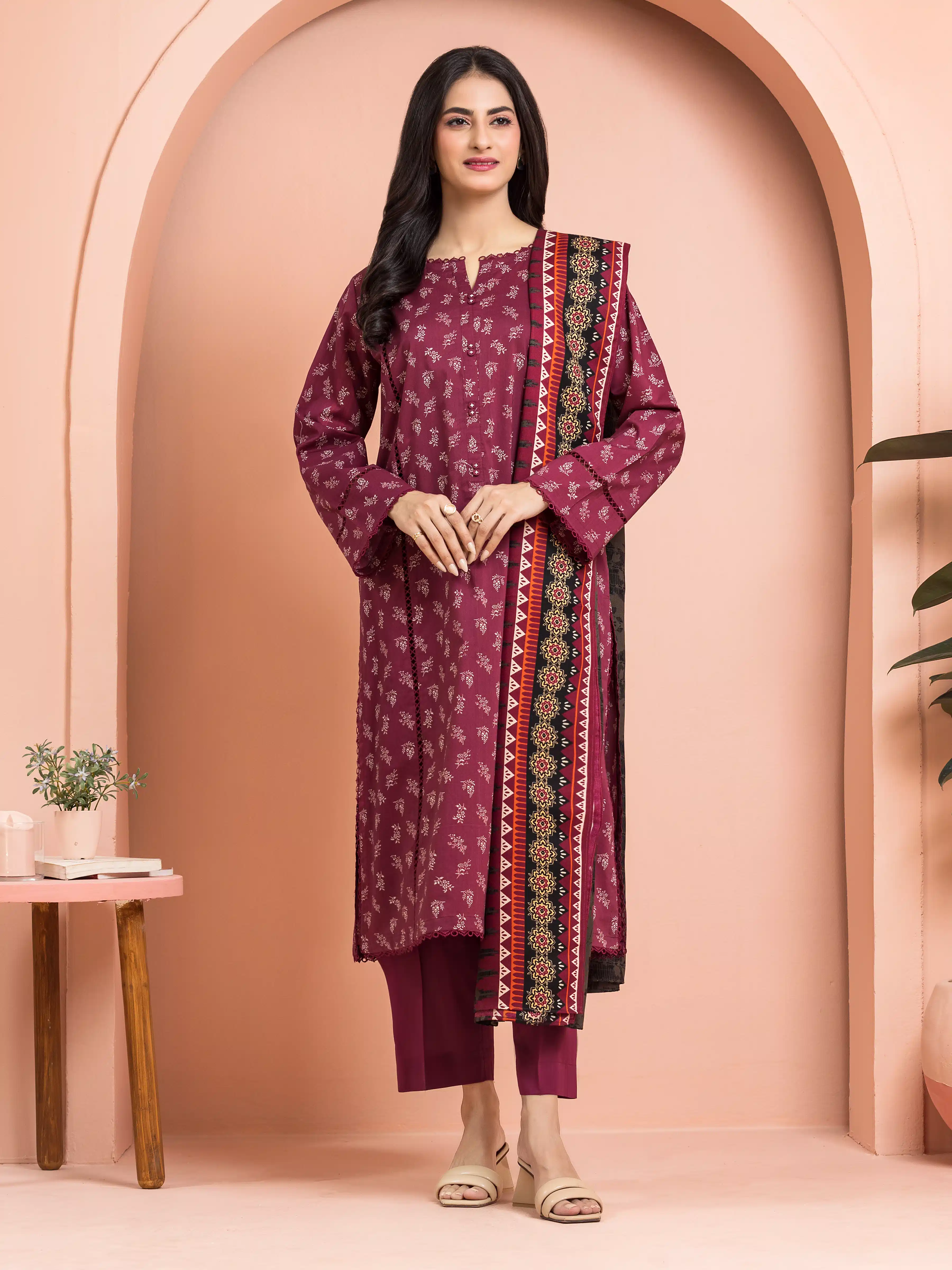 Printed Khaddar Suit - EWU24M3-113