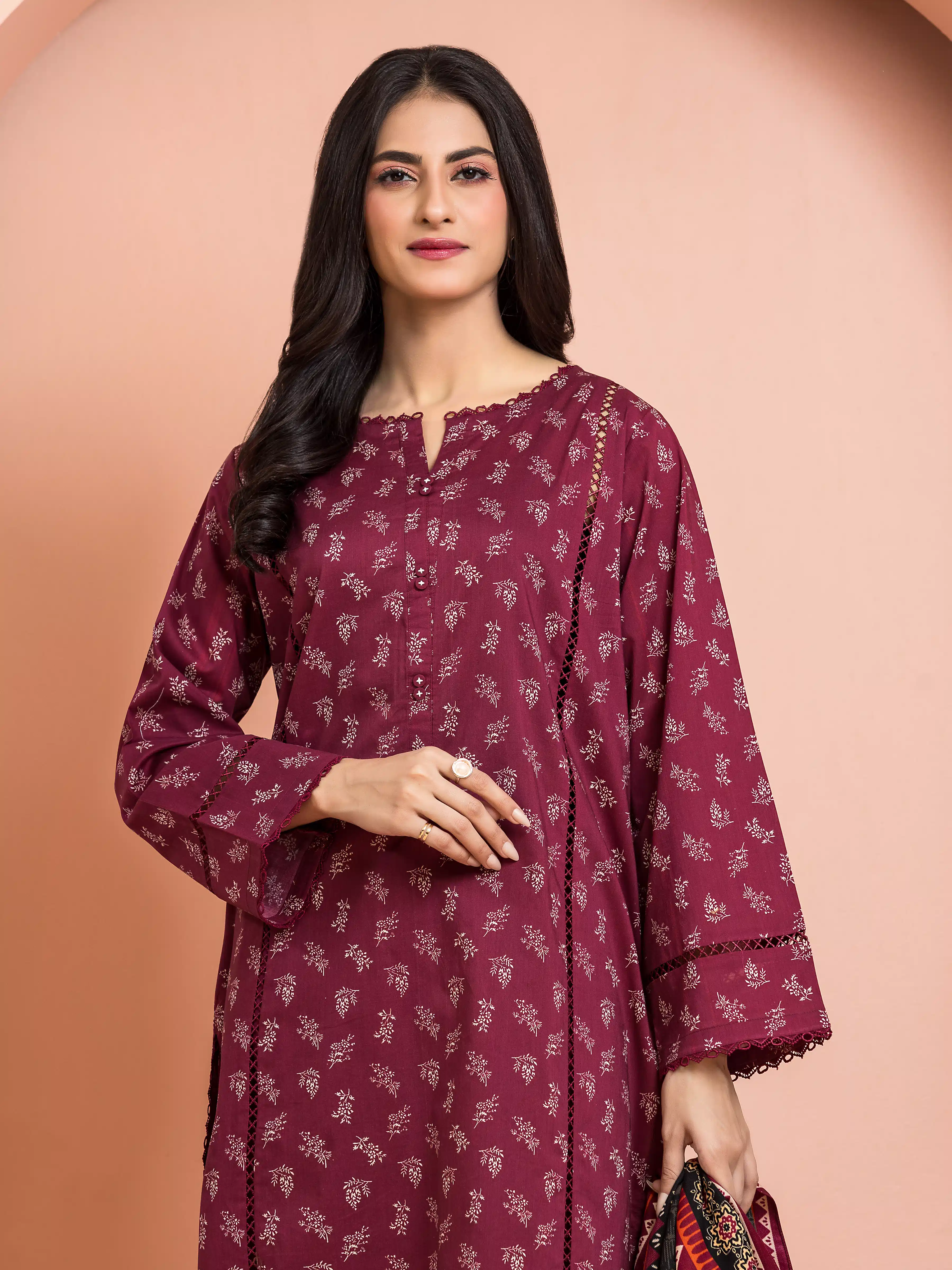 Printed Khaddar Suit - EWU24M3-113 - Image 3