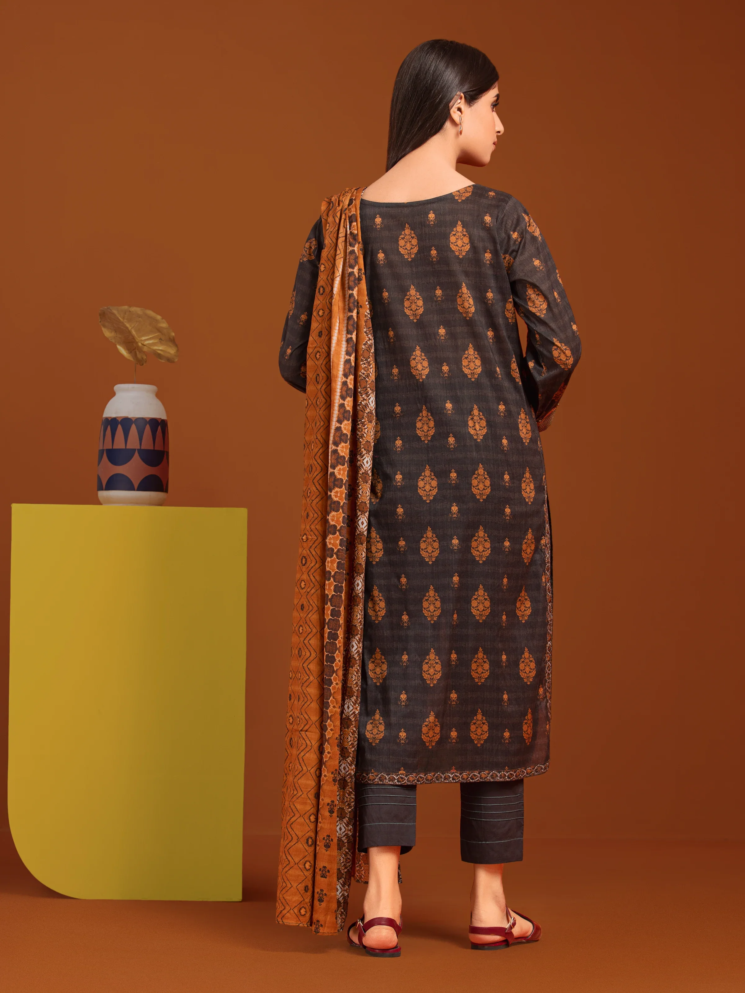 Printed Khaddar Suit - EWU24A3-27094-3P - Image 2