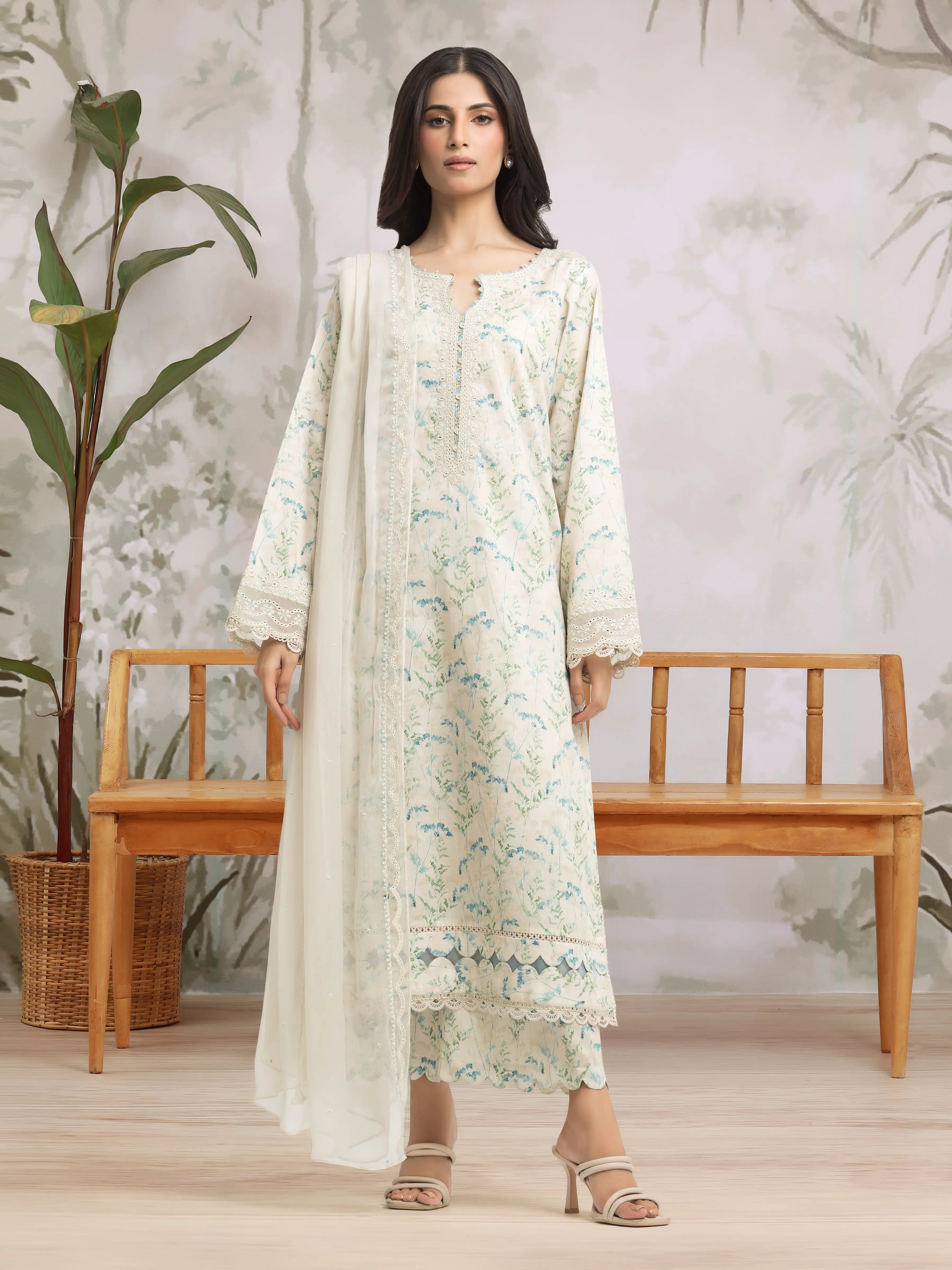 Embroidered Dobby Suit - EWU24V7-30173-3P