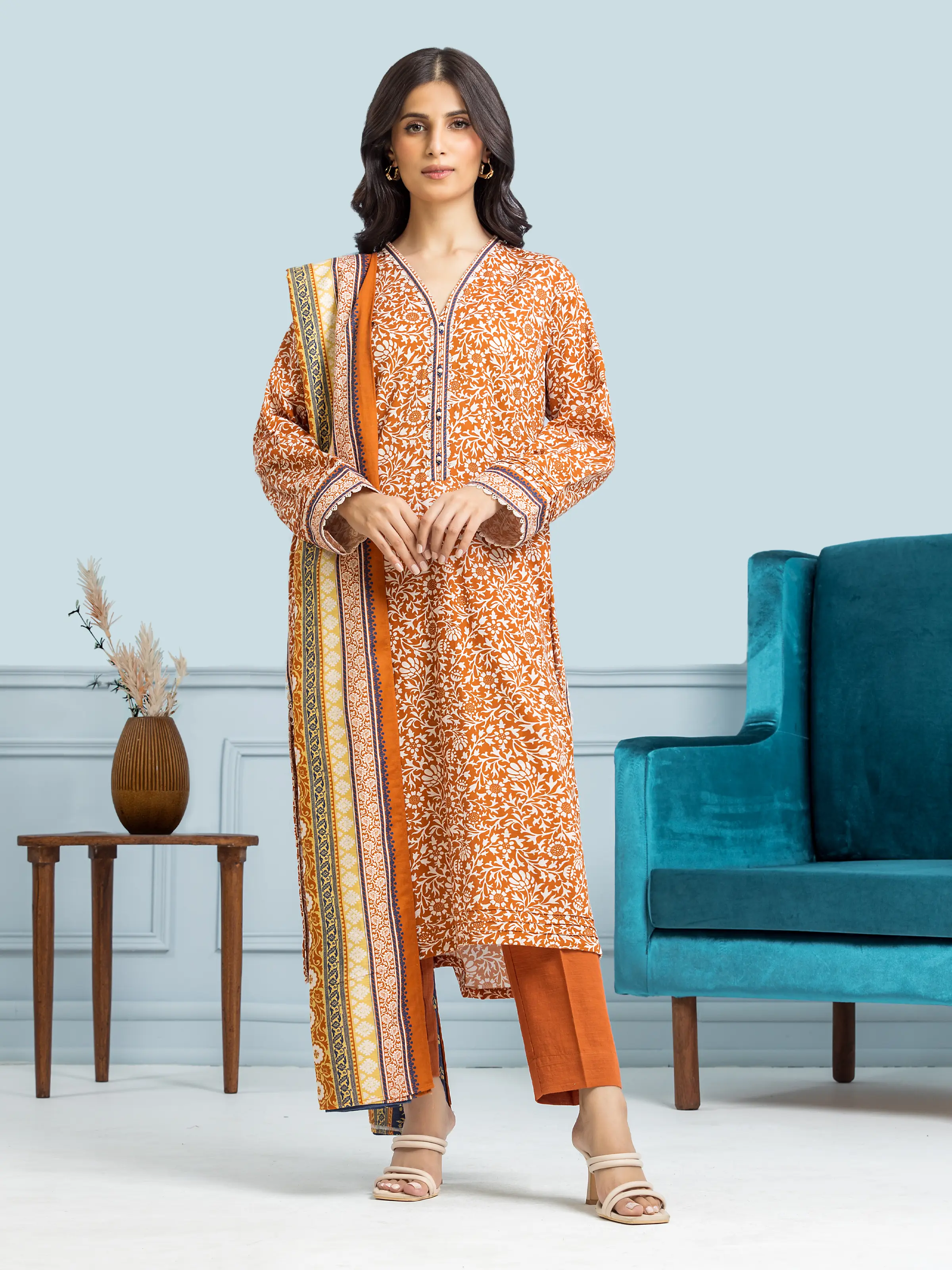 Printed Khaddar Suit - EWU24A3-29305-3P