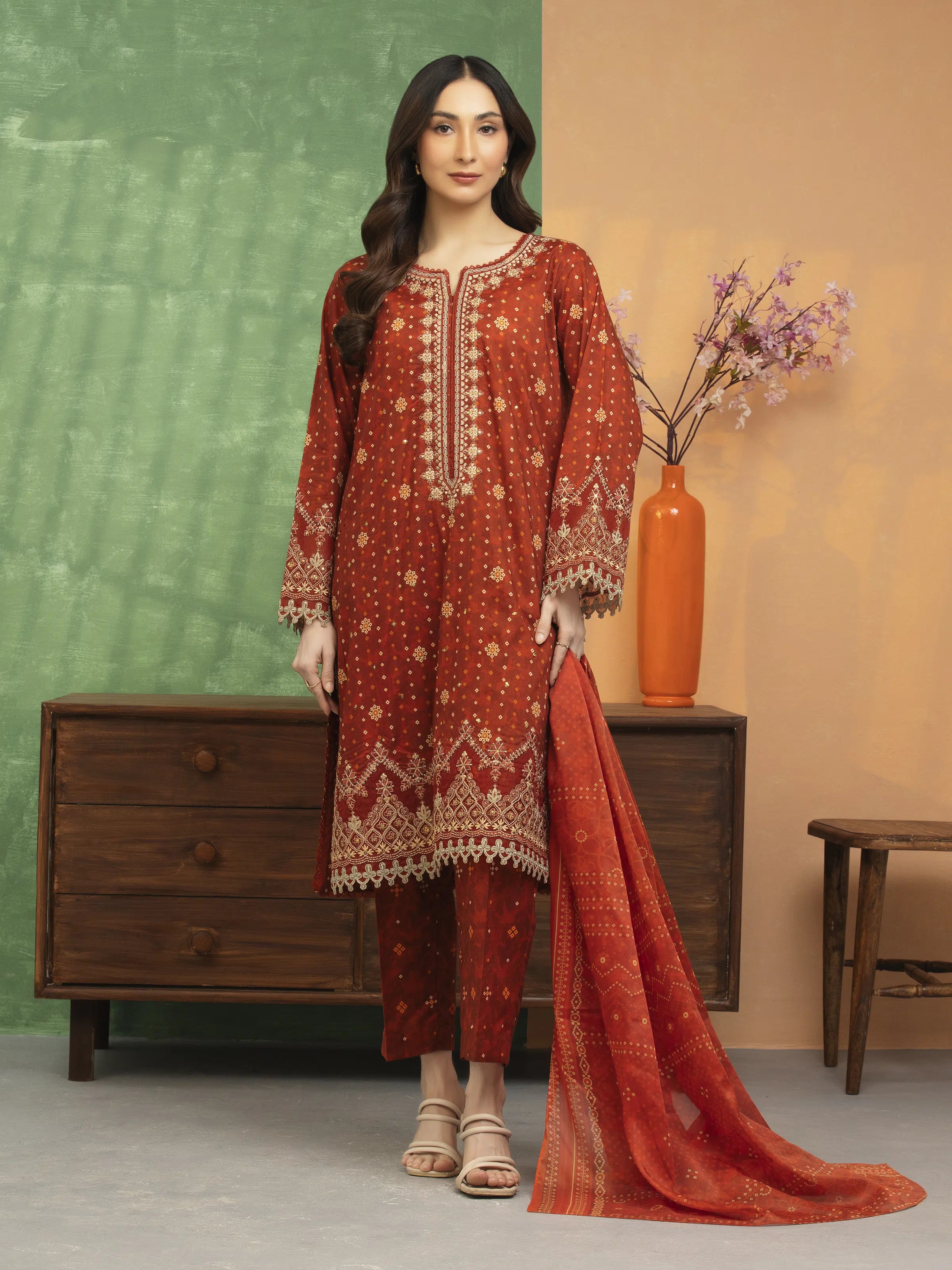 Embroidered Lawn Suit - EWU5V1-31424-3P