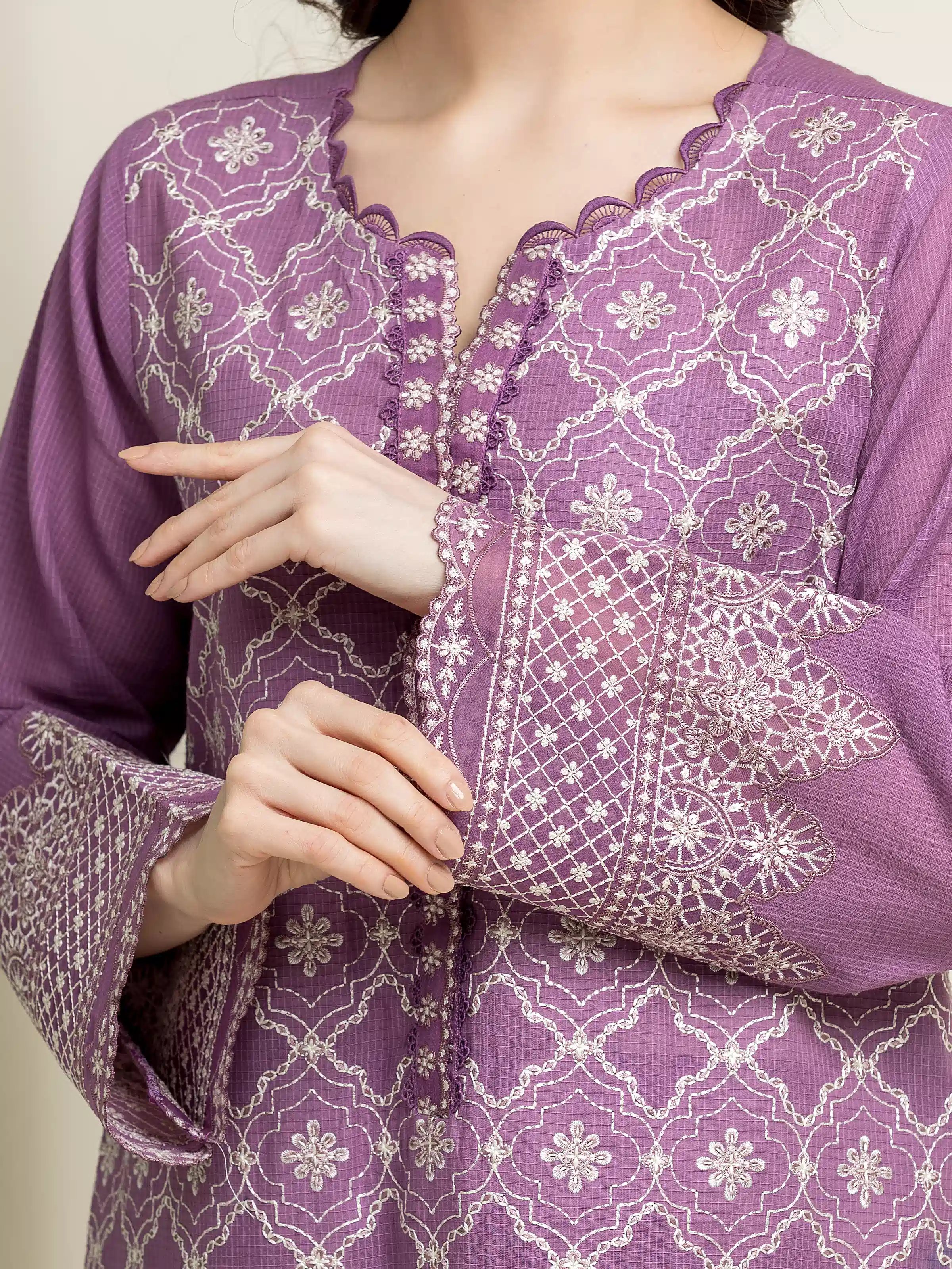 Embroidered Lawn Suit - EWU5V1-31234-3P - Image 4