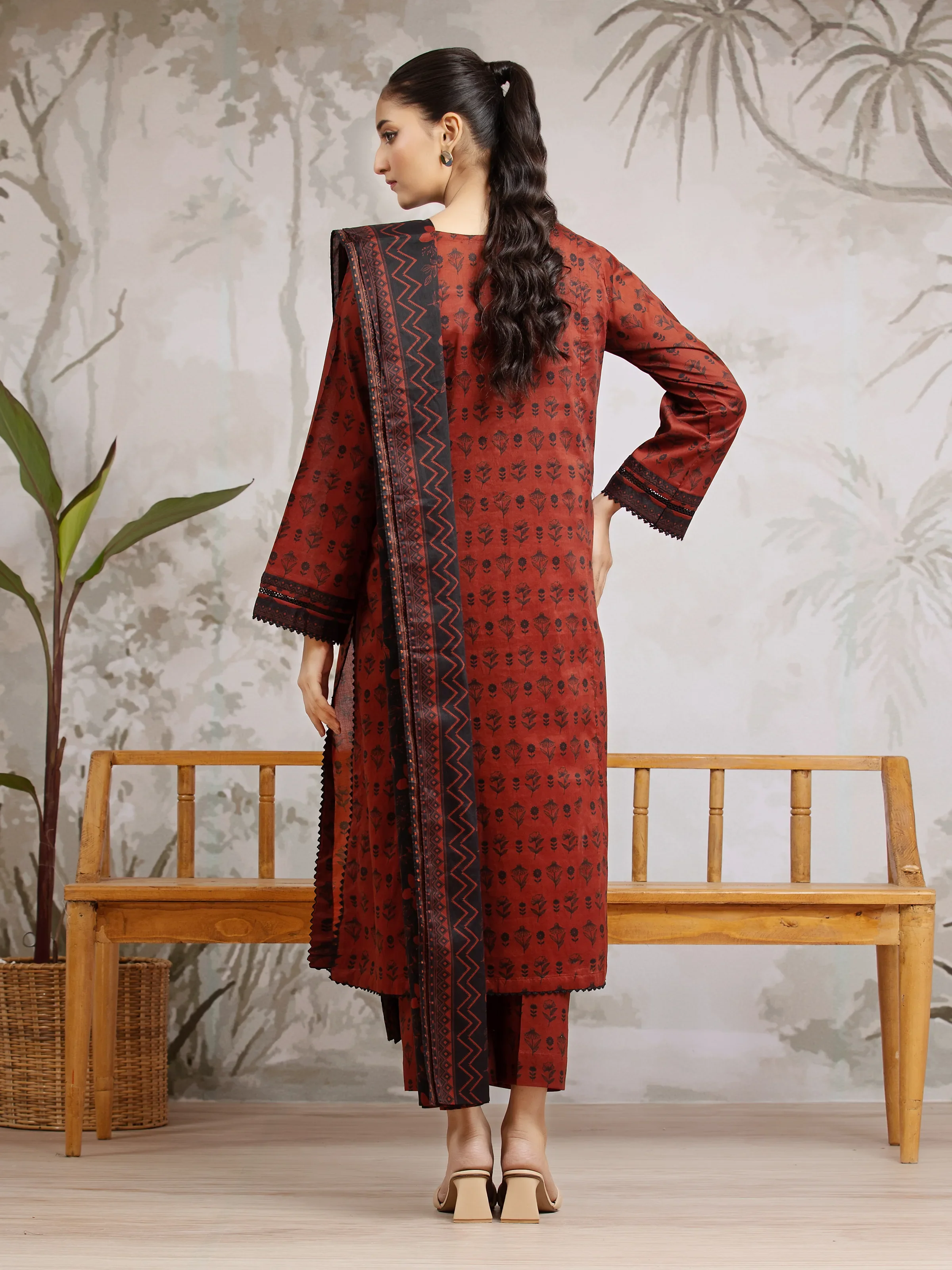 Printed Khaddar Suit - EWU24A3-29623-3P - Image 2