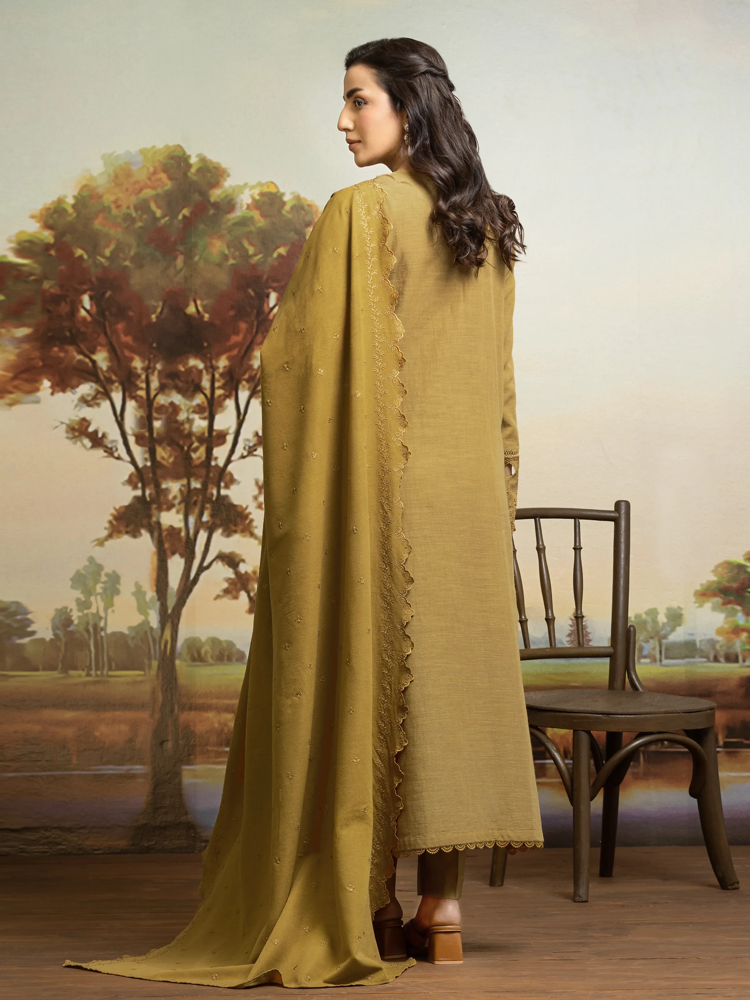 Embroidered Khaddar Suit - EWU24V11-30302-3P - Image 2