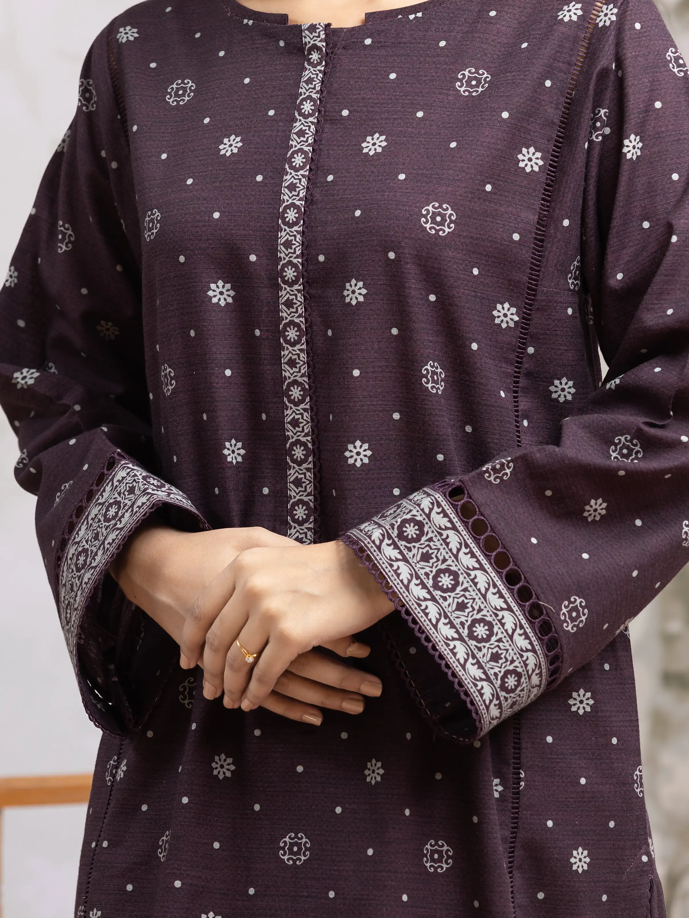 Printed Khaddar Suit - EWU24A3-29585-3P - Image 3