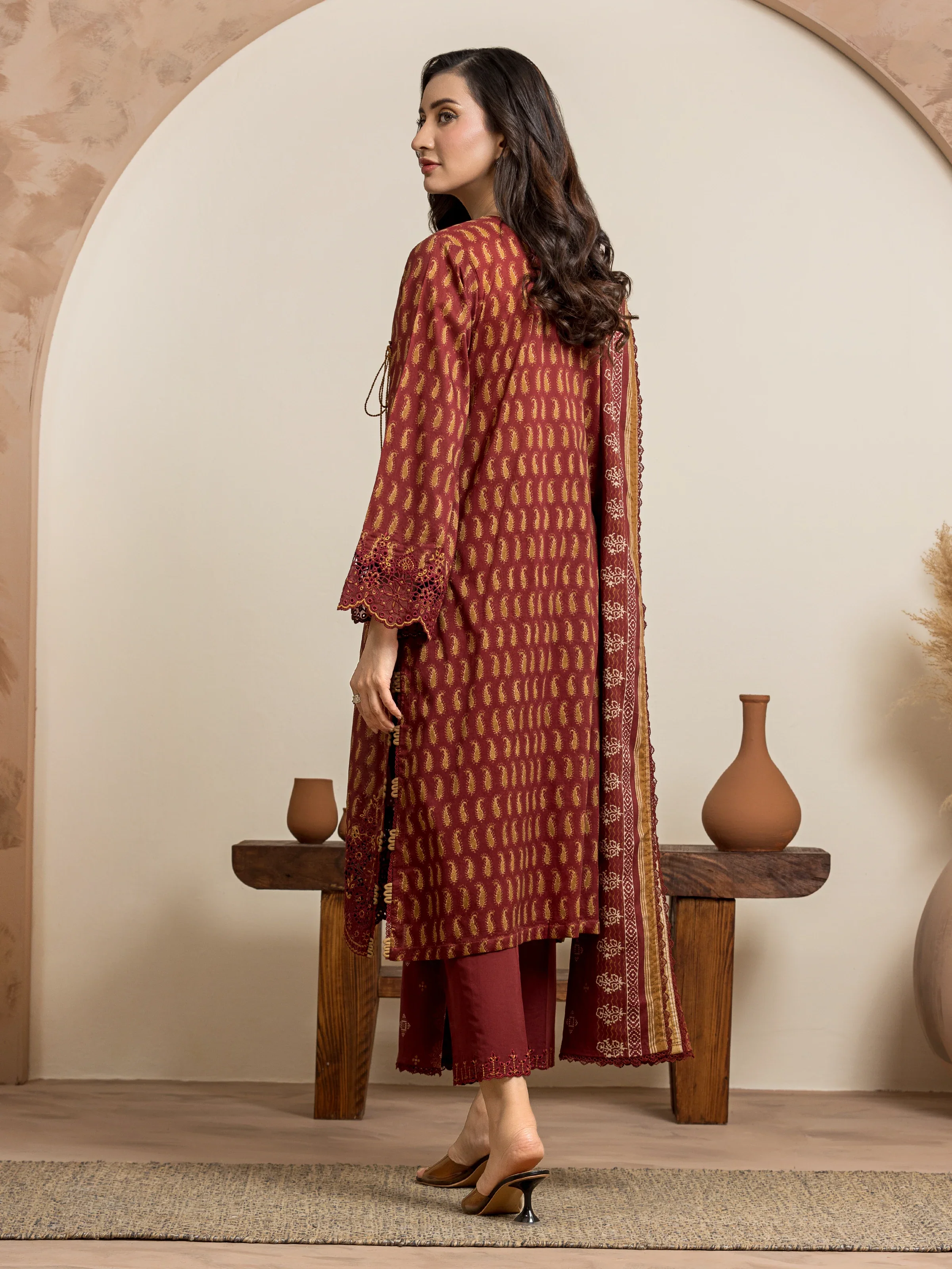 Embroidered Lawn Suit - EWU24V1-30038-3P - Image 4