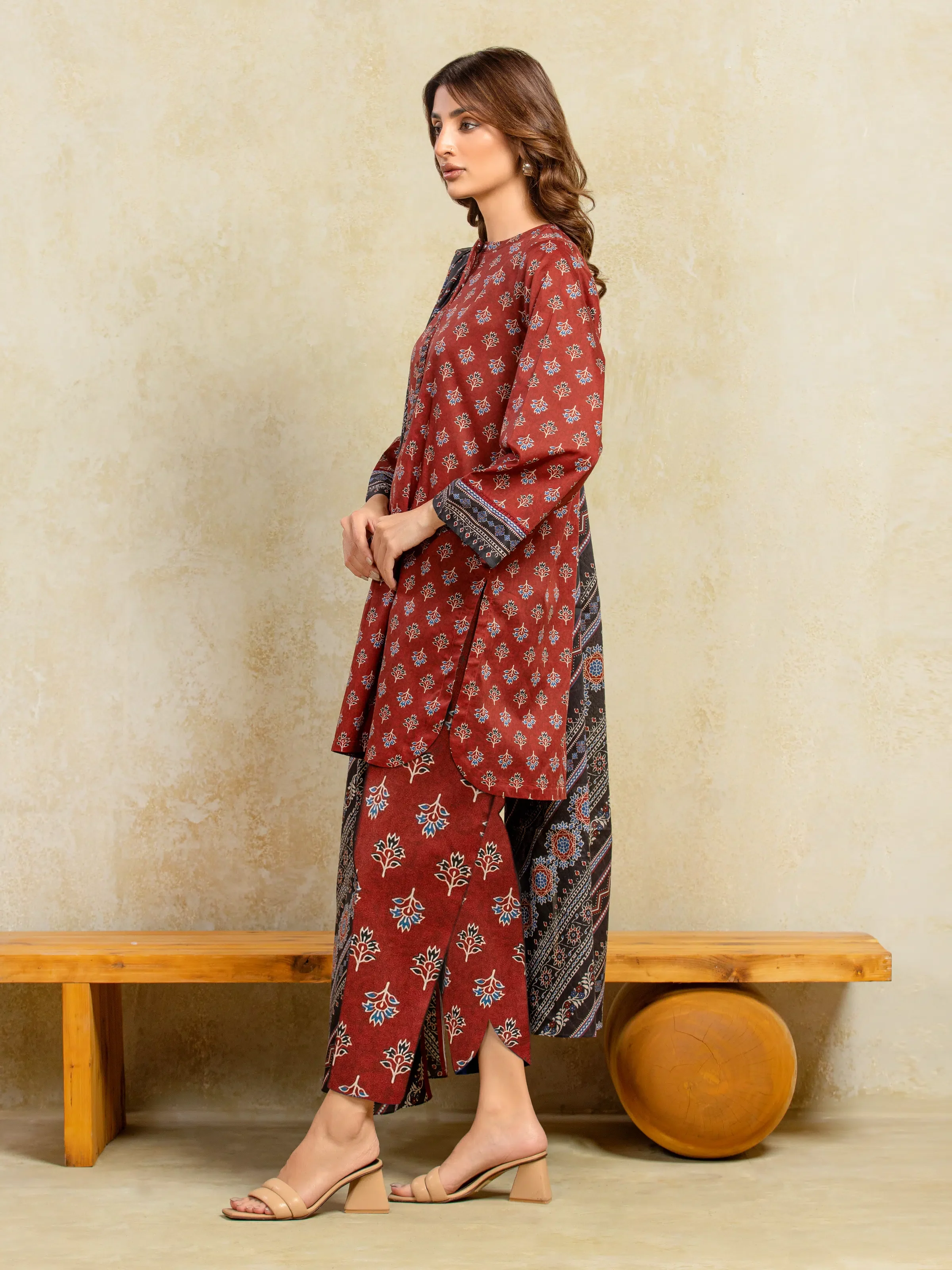 Printed Khaddar Suit - EWU5A3-36106-3P - Image 5